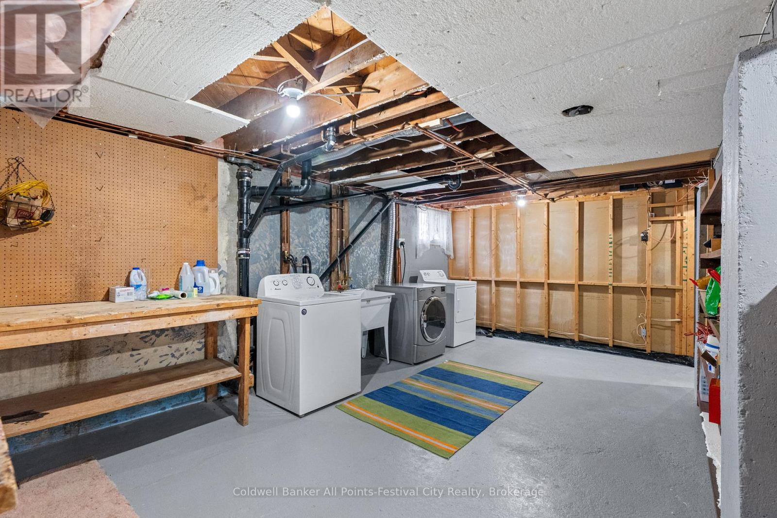 49 Carling Terrace, North Huron, Ontario N0G 2W0 - Photo 31 - X12844156