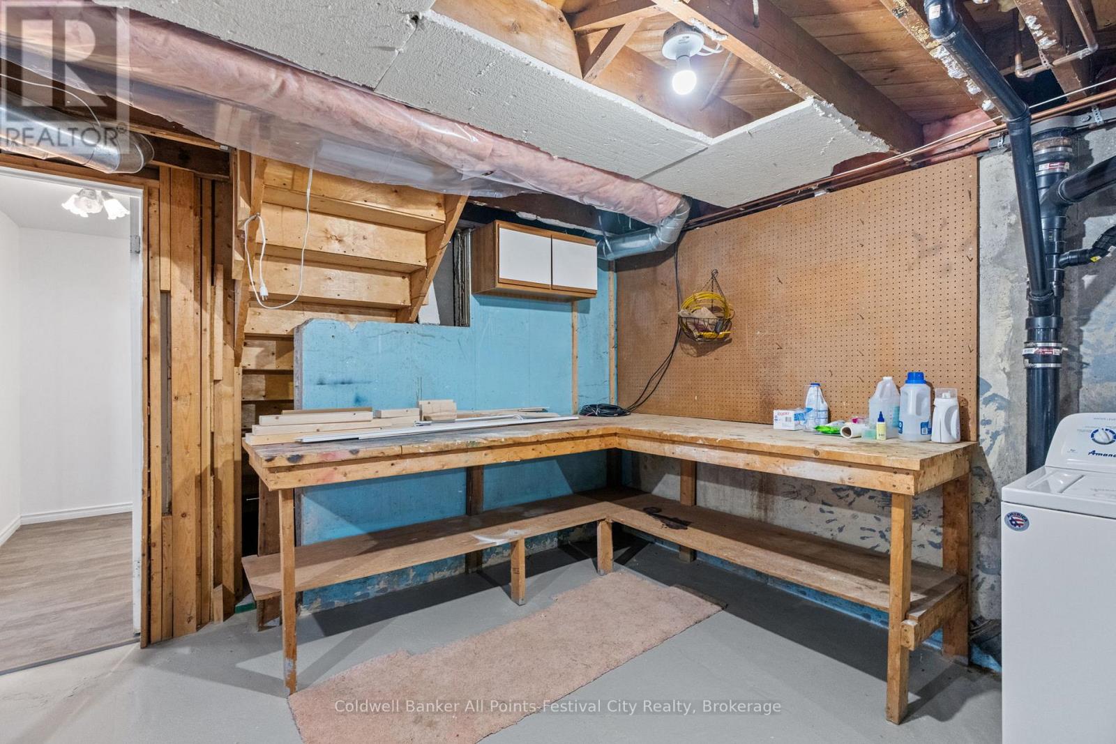 49 Carling Terrace, North Huron, Ontario N0G 2W0 - Photo 32 - X12844156