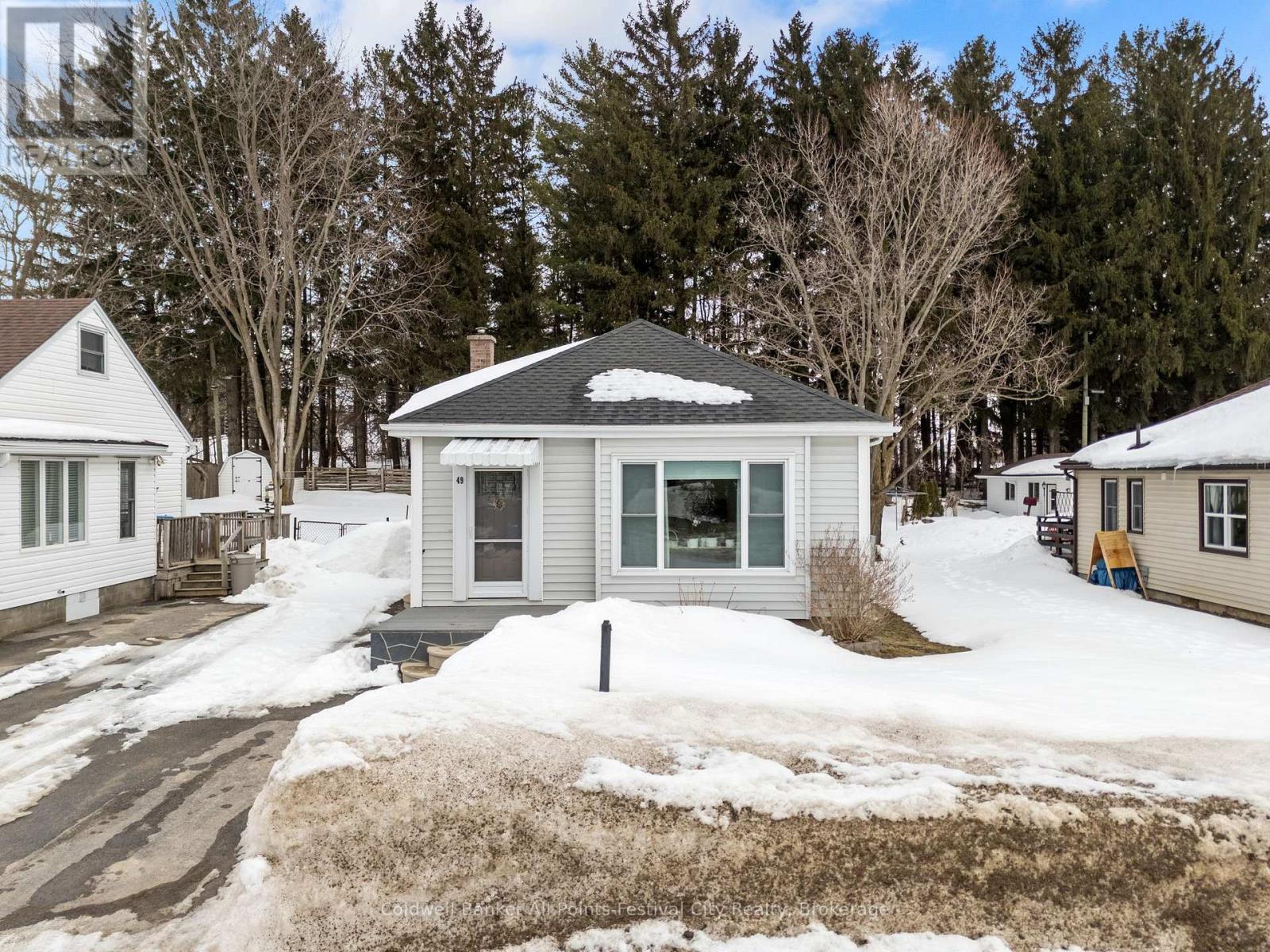 49 Carling Terrace, North Huron, Ontario N0G 2W0 - Photo 37 - X12844156