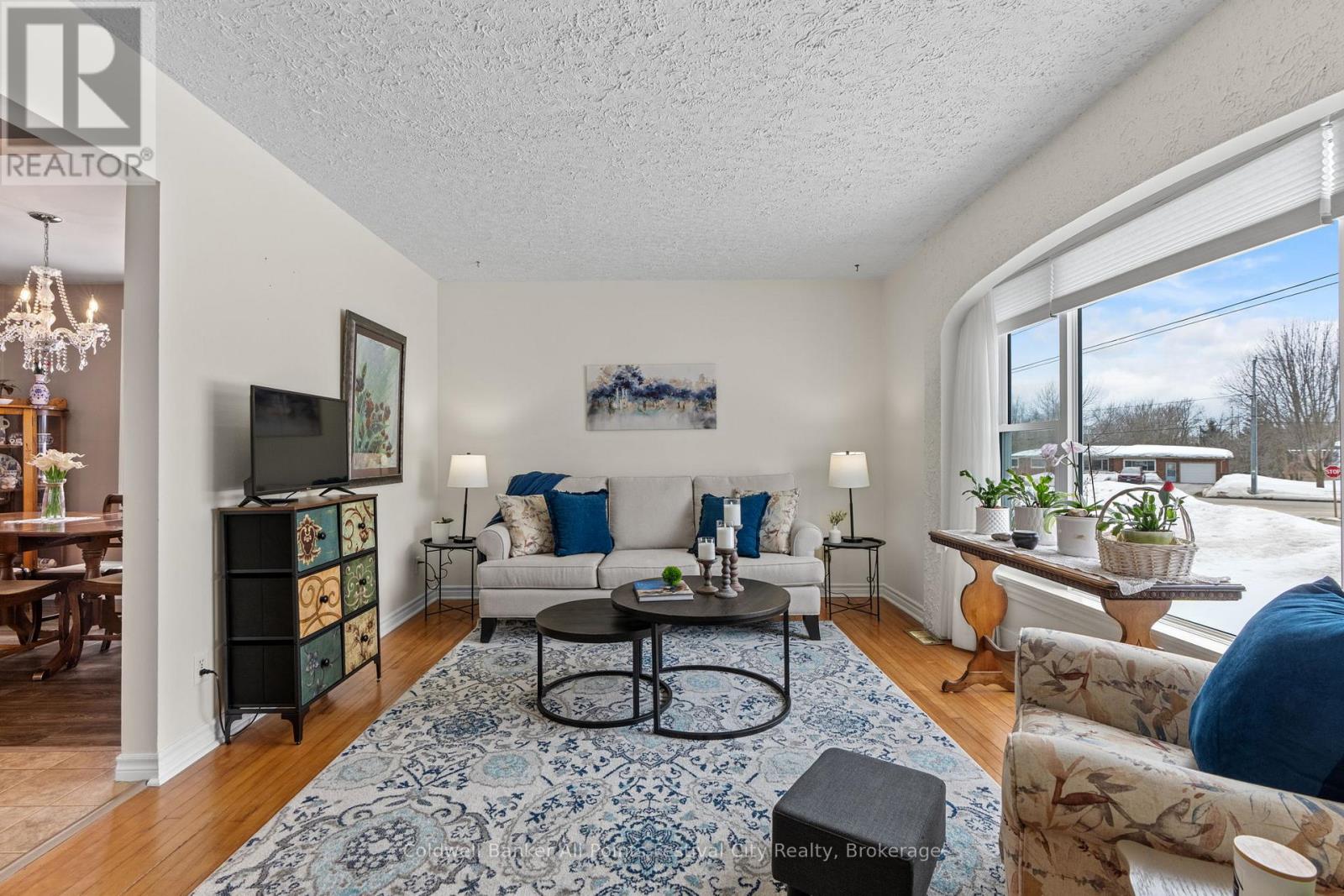 49 Carling Terrace, North Huron, Ontario N0G 2W0 - Photo 7 - X12844156