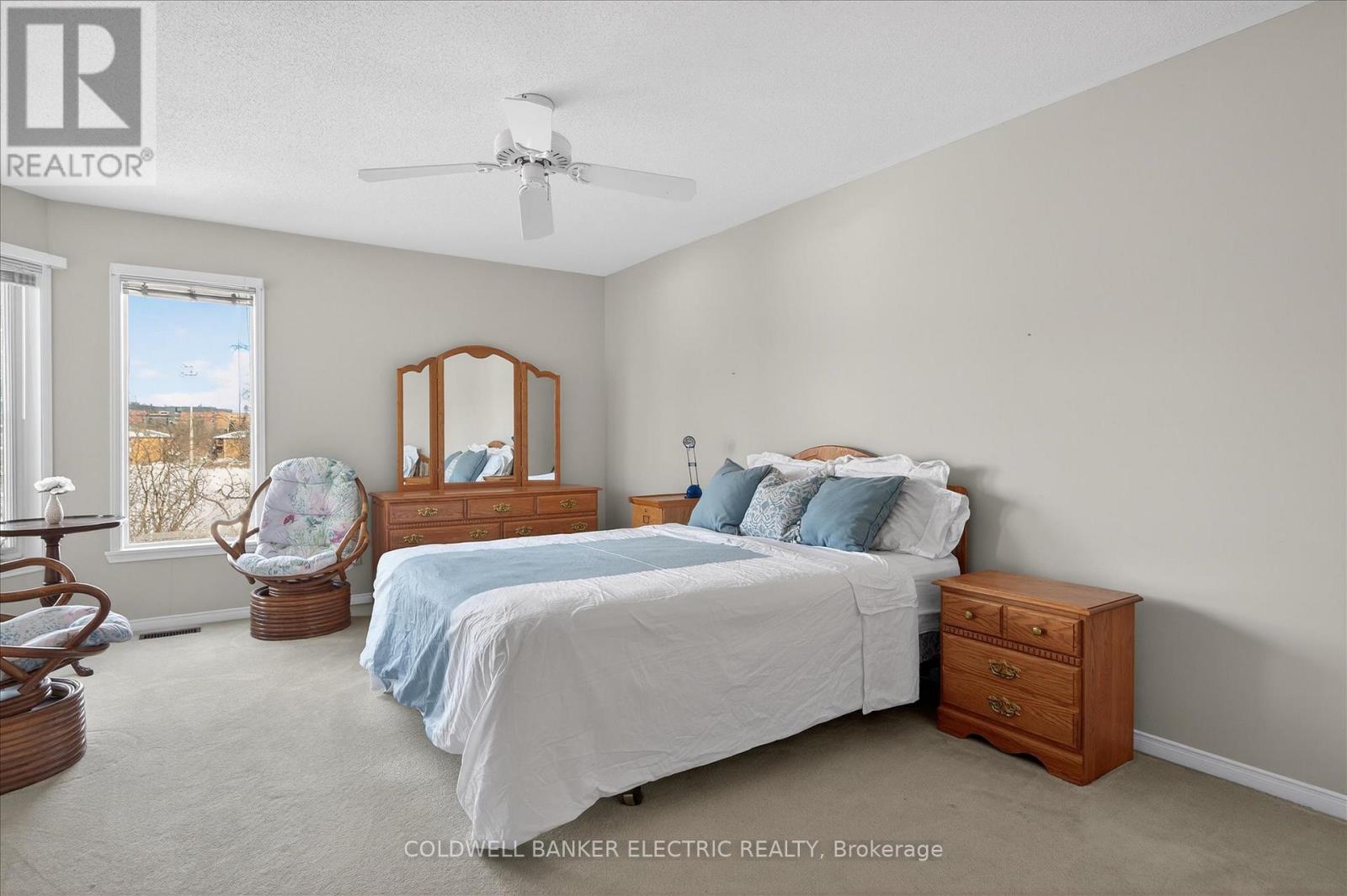 205c - 1099 Clonsilla Avenue, Peterborough (Otonabee Ward 1), Ontario  K9J 8L8 - Photo 16 - X12844060