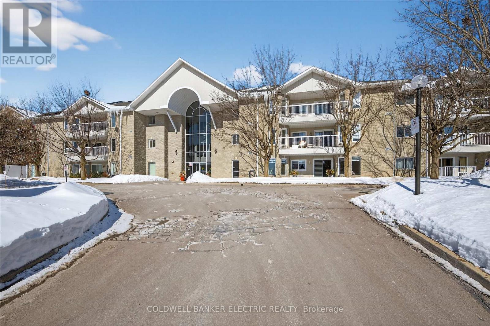 205c - 1099 Clonsilla Avenue, Peterborough (Otonabee Ward 1), Ontario  K9J 8L8 - Photo 40 - X12844060