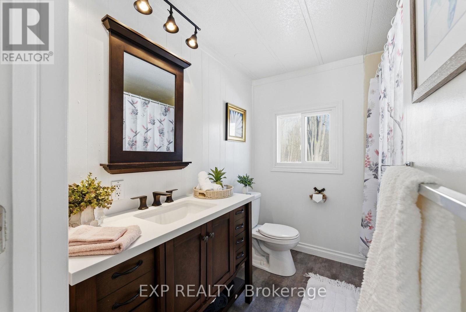 24 Taft Road, Prince Edward County (Ameliasburg Ward), Ontario  K0K 1L0 - Photo 14 - X12844140