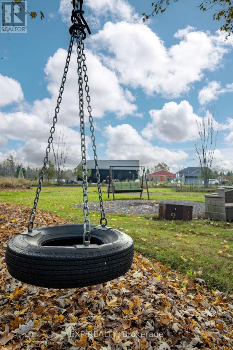 24 Taft Road, Prince Edward County (Ameliasburg Ward), Ontario  K0K 1L0 - Photo 30 - X12844140