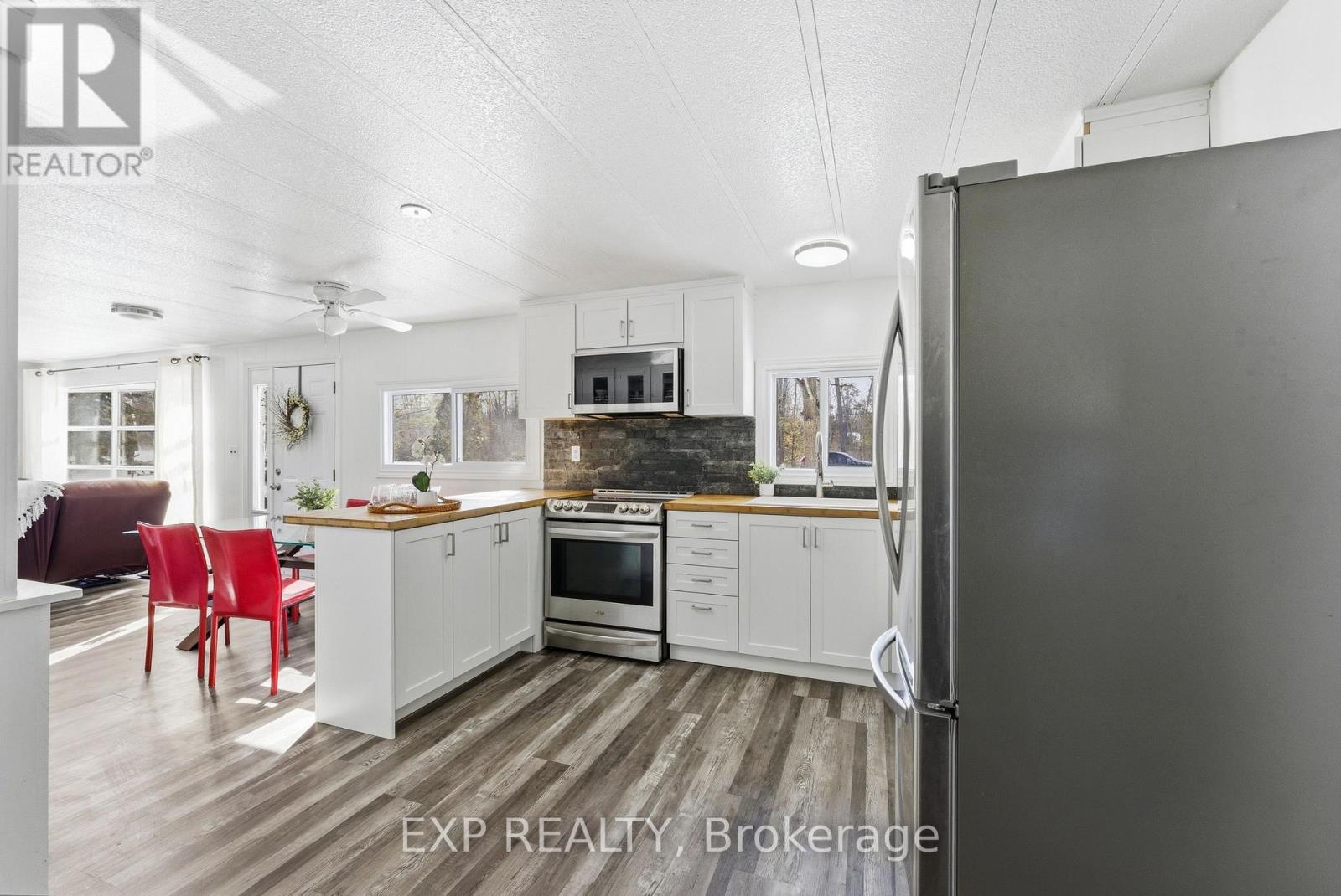 24 Taft Road, Prince Edward County (Ameliasburg Ward), Ontario  K0K 1L0 - Photo 7 - X12844140