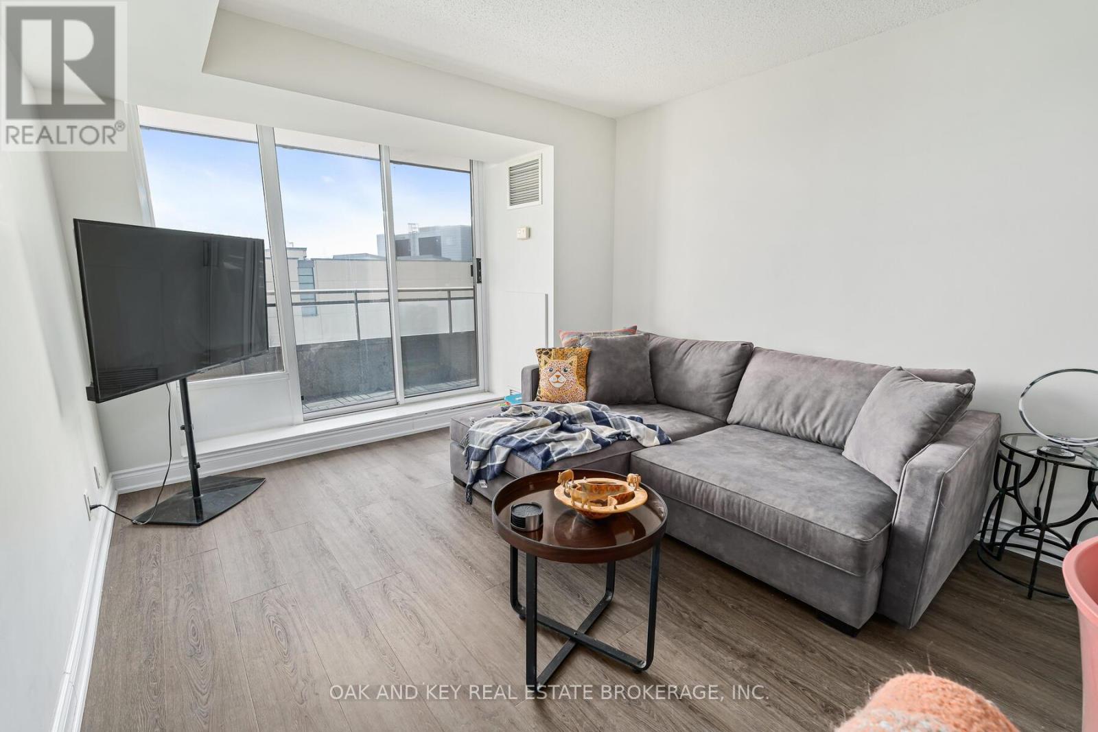 613 - 245 Davisville Avenue, Toronto, Ontario  M4S 3H4 - Photo 17 - C12844086