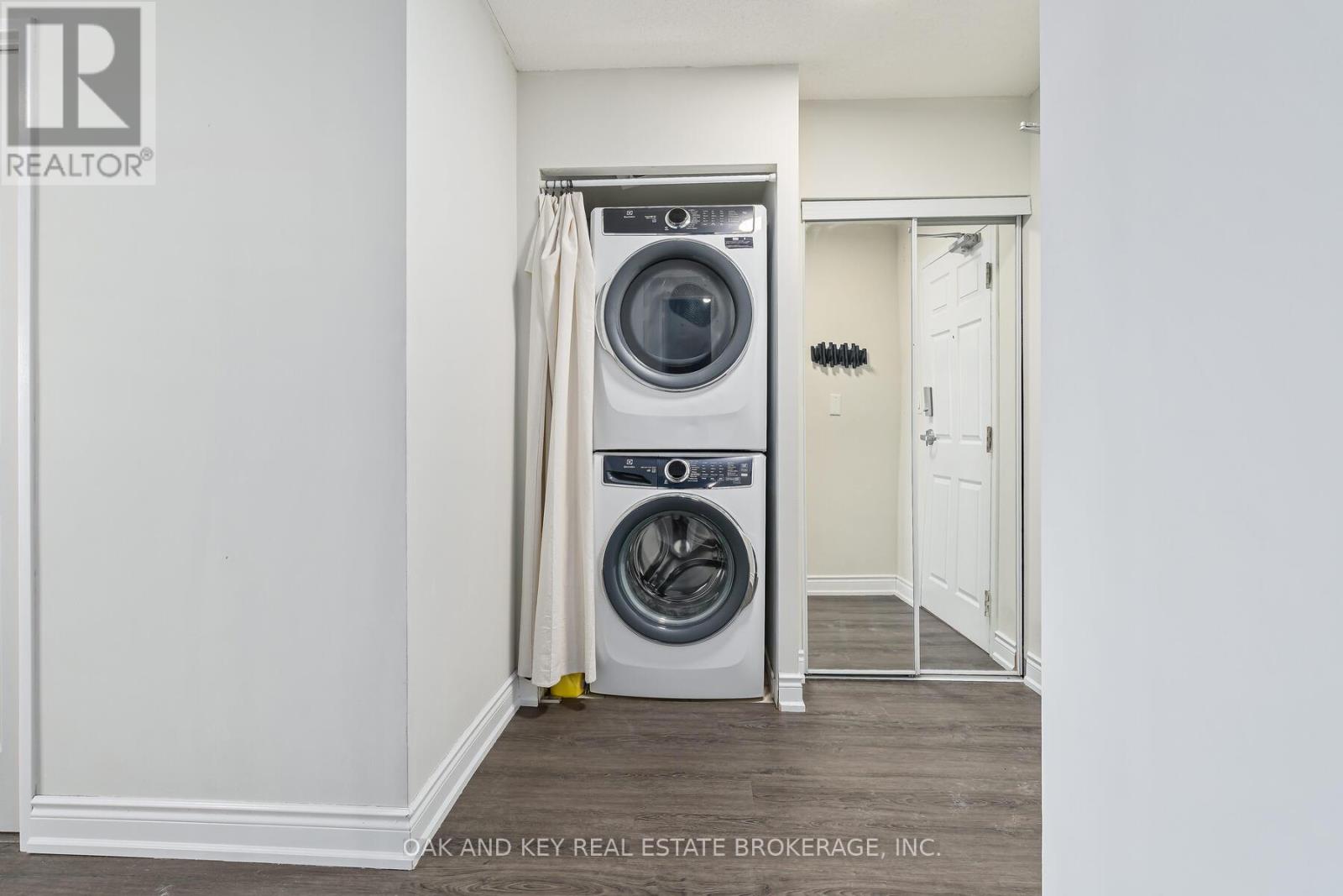 613 - 245 Davisville Avenue, Toronto, Ontario  M4S 3H4 - Photo 24 - C12844086