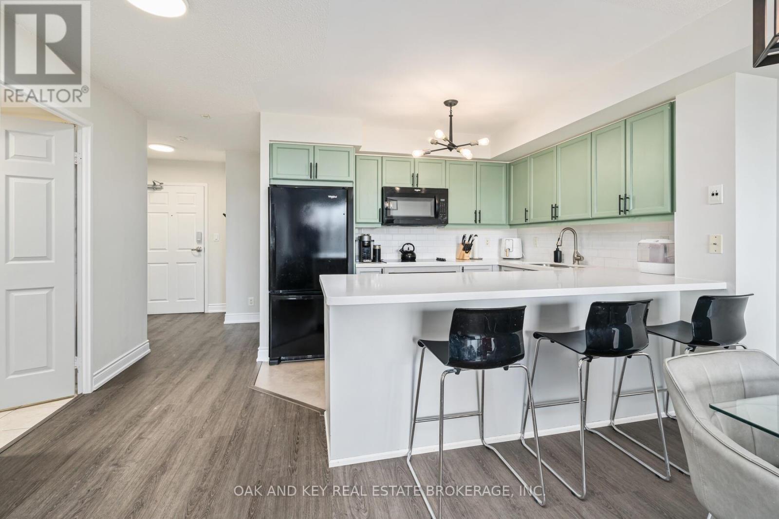 613 - 245 Davisville Avenue, Toronto, Ontario  M4S 3H4 - Photo 7 - C12844086