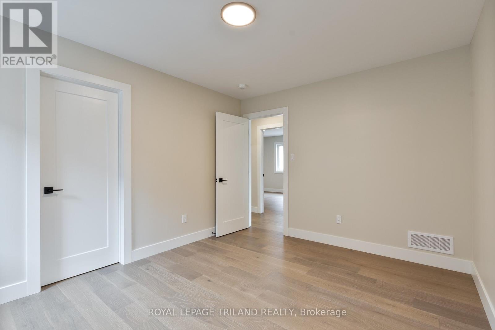 3931 Big Leaf Trail, London South, Ontario  N6P 0A3 - Photo 31 - X12844114