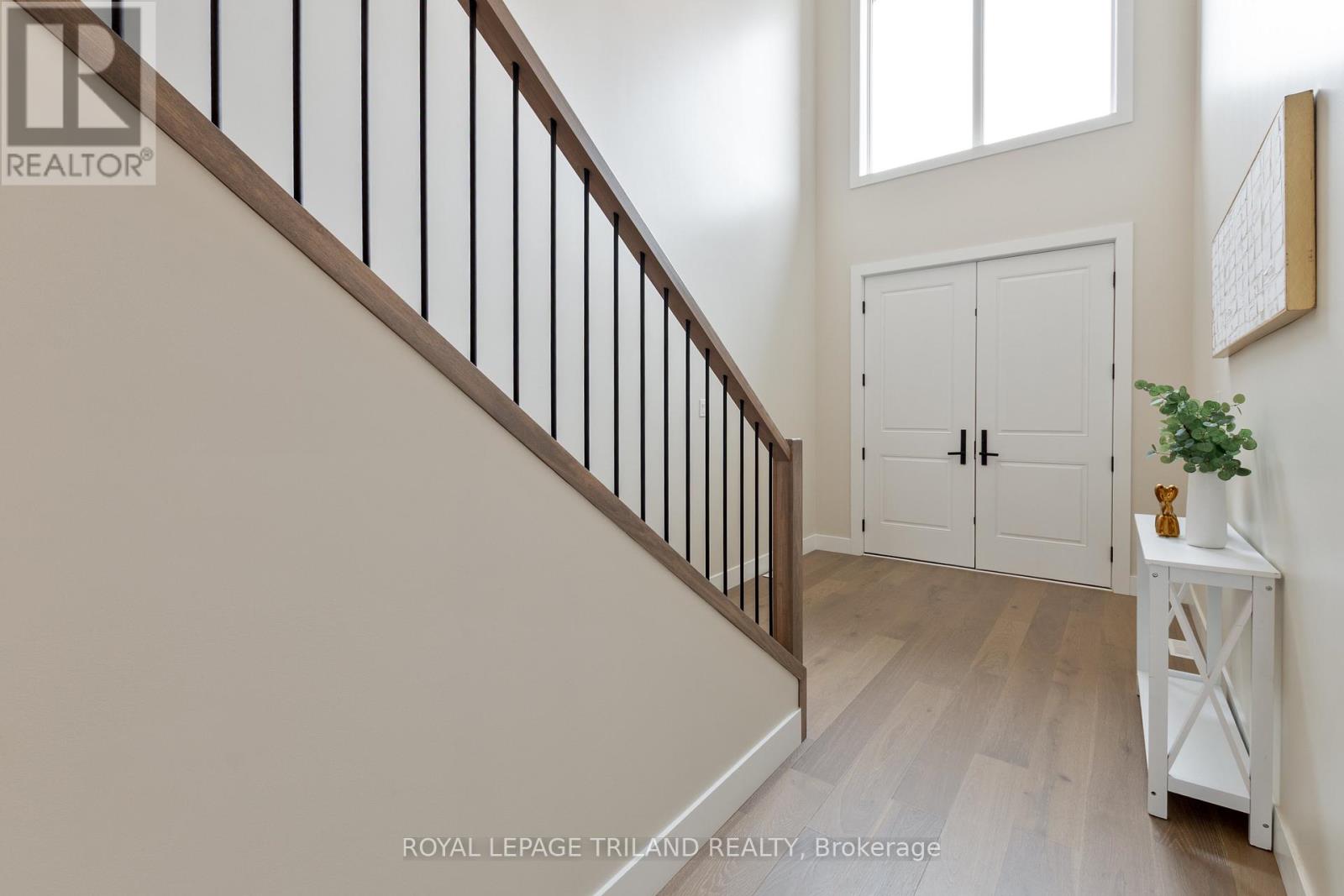 3931 Big Leaf Trail, London South, Ontario  N6P 0A3 - Photo 4 - X12844114