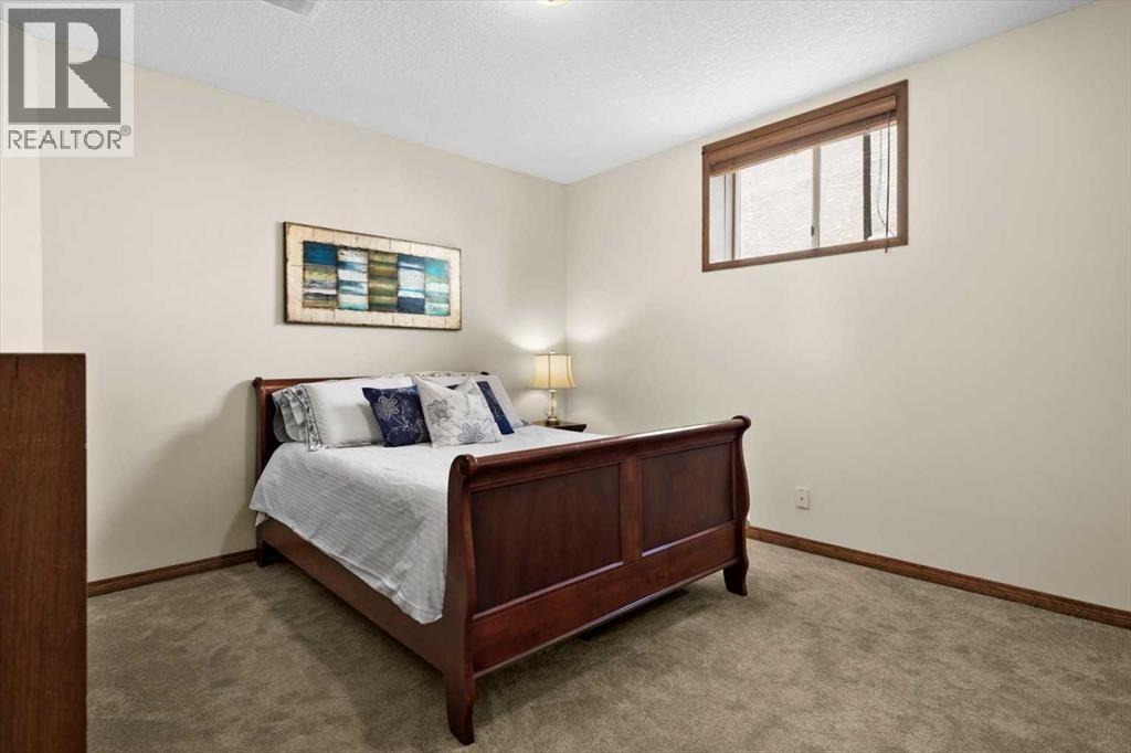 180 Gleneagles View, Cochrane, Alberta  T4C 2G5 - Photo 34 - A2288573