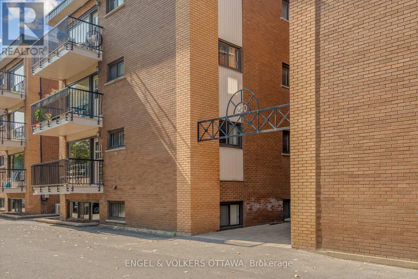 11 - 270 Beechwood Avenue, Ottawa, Ontario  K1L 8A6 - Photo 2 - X12844100