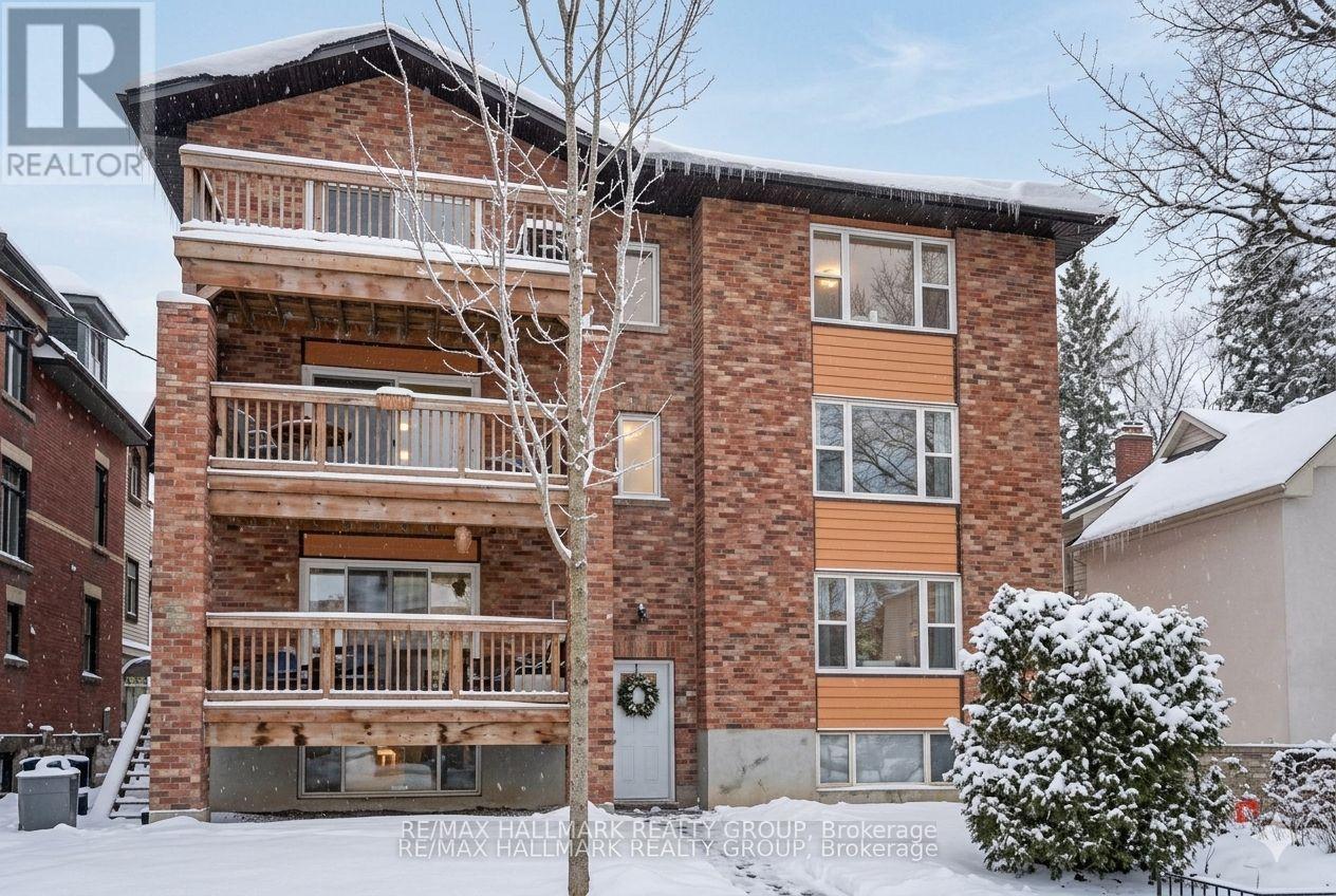 348 Stewart Street, Ottawa, Ontario  K1N 6K8 - Photo 1 - X12844160