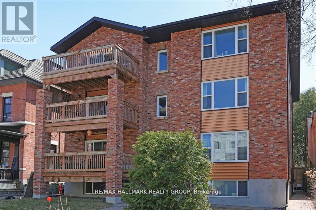 348 Stewart Street, Ottawa, Ontario  K1N 6K8 - Photo 3 - X12844160