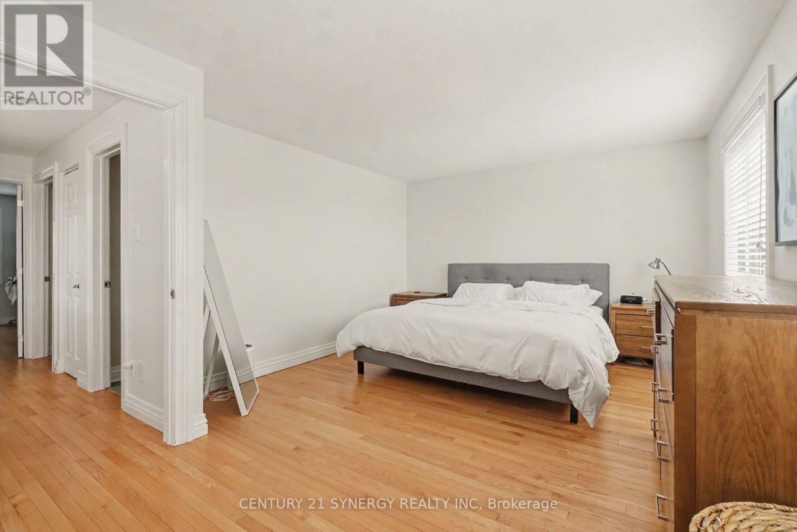 6044 Willowbark Drive, Ottawa, Ontario  K1C 5T4 - Photo 17 - X12844212