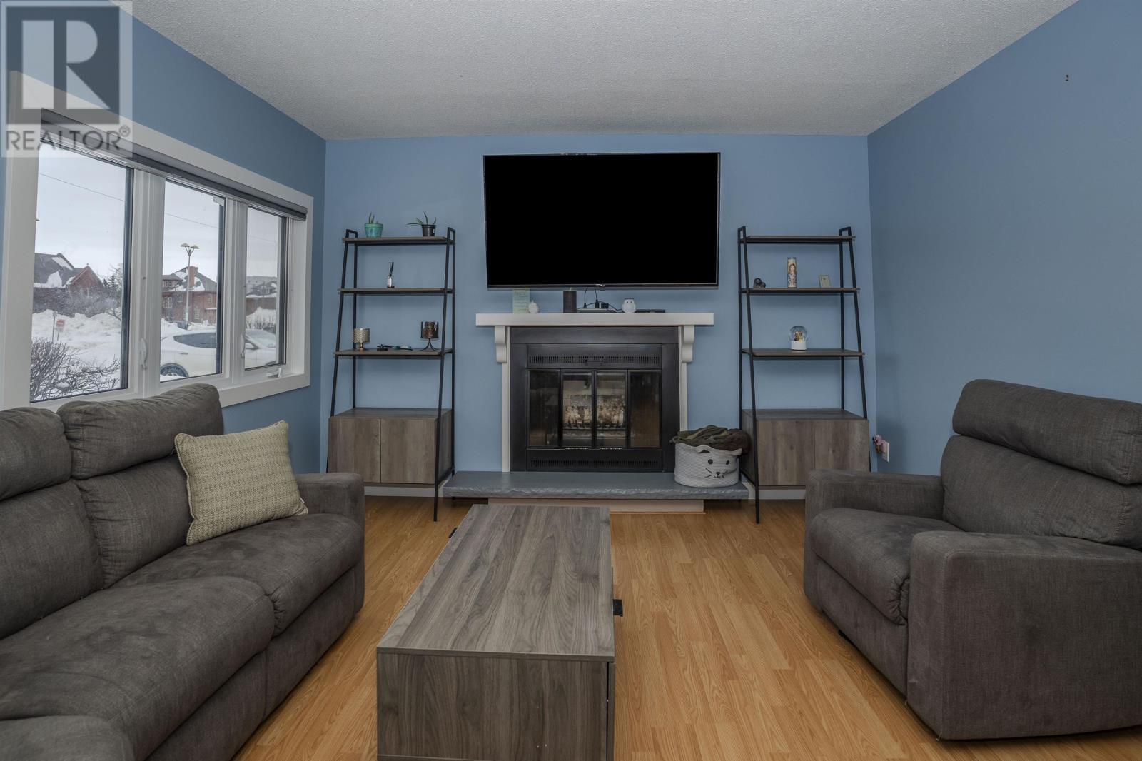 319 Vickers St S, Thunder Bay, Ontario  P7E 1J6 - Photo 5 - TB2600352