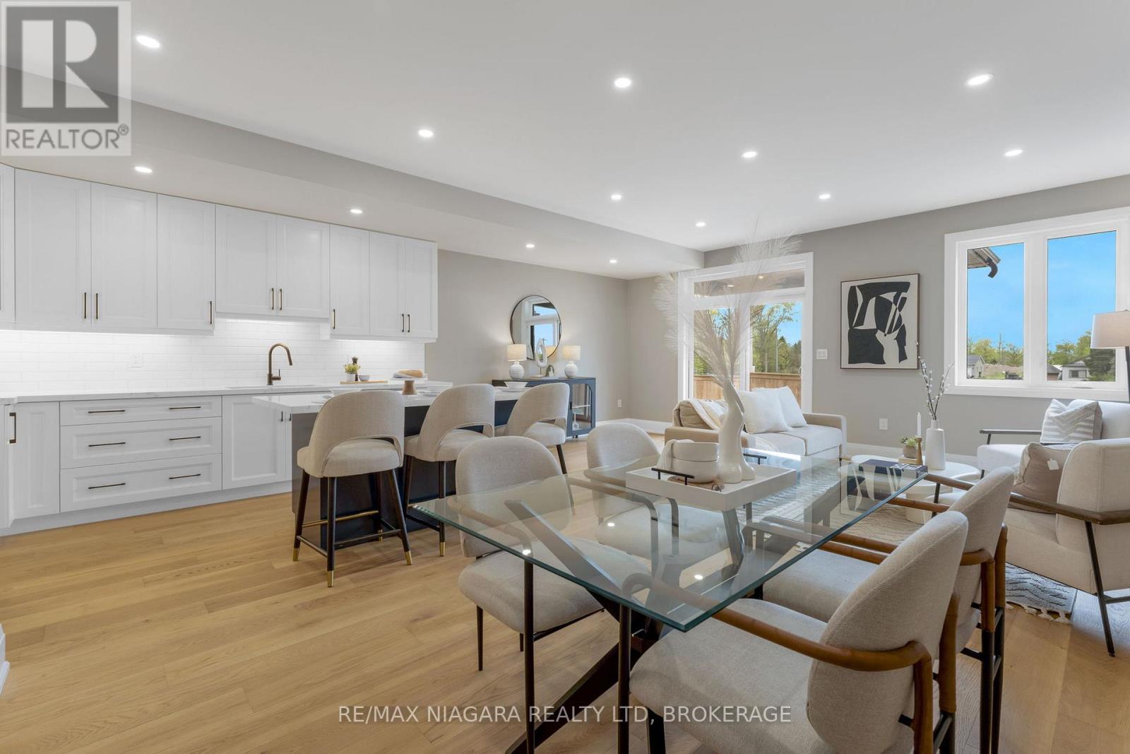 6224 Curlin Crescent, Niagara Falls, Ontario  L2H 0B8 - Photo 5 - X12844138