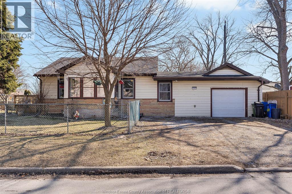 MLS# 26004526: 3161 GIRARDOT, Windsor, Canada