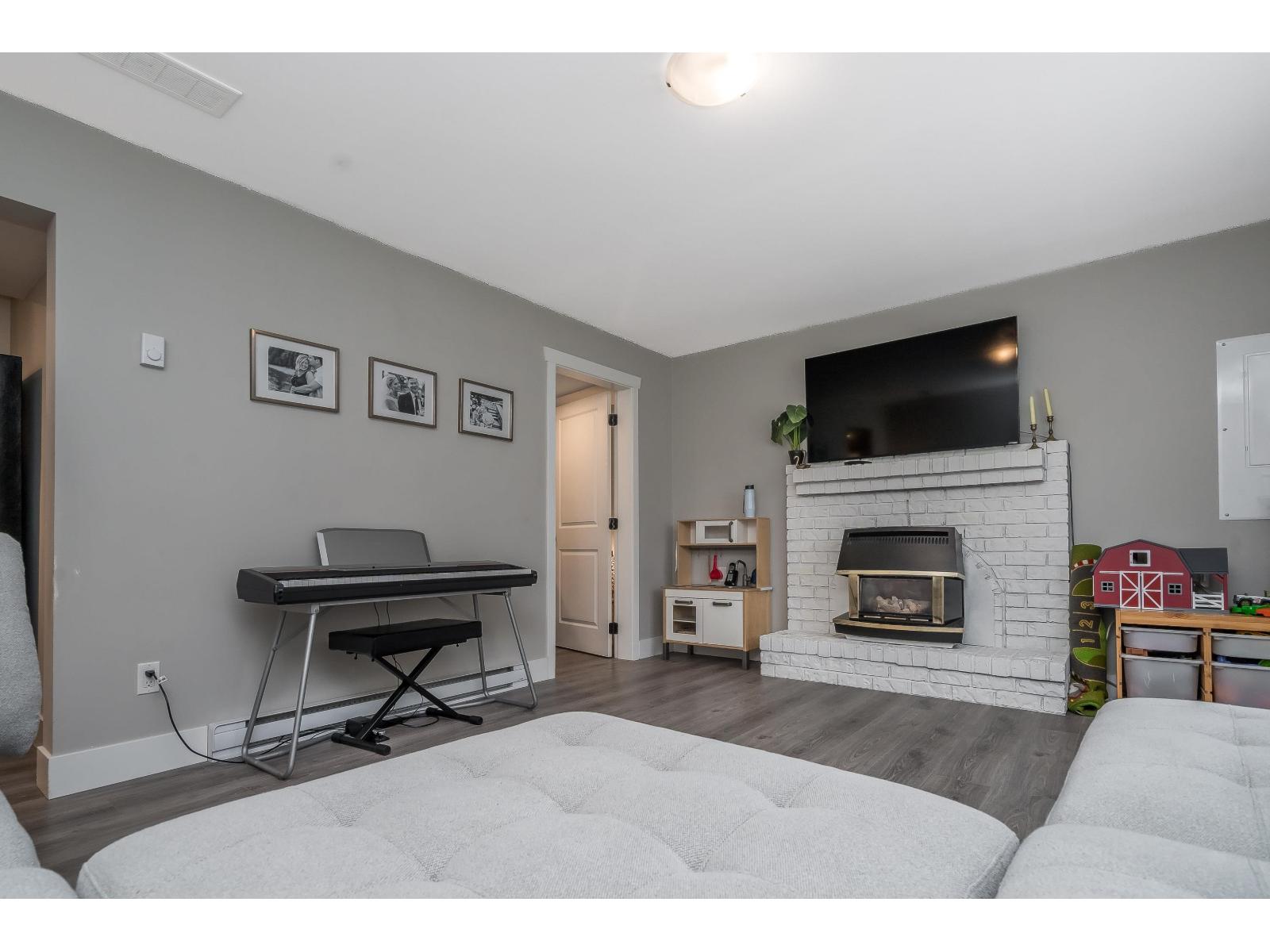 4427 202 Street, Langley, British Columbia  V3A 6R6 - Photo 31 - R3095653