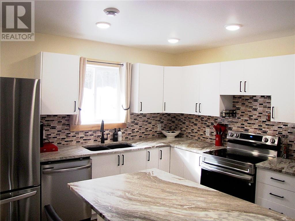 8043 Hwy 535 N, Markstay-Warren, Ontario  P0M 1X0 - Photo 4 - 2126638