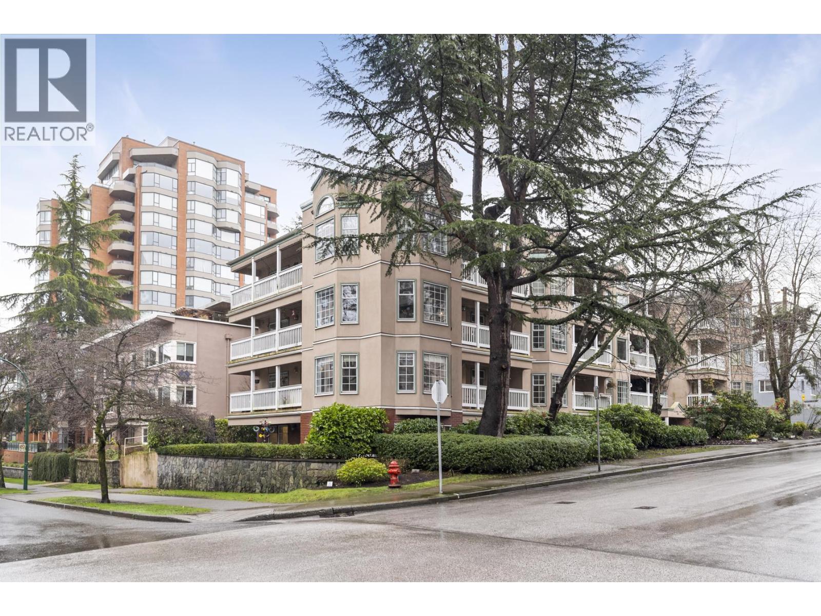 103 828 Gilford Street, Vancouver, British Columbia  V6G 2N6 - Photo 1 - R3095596