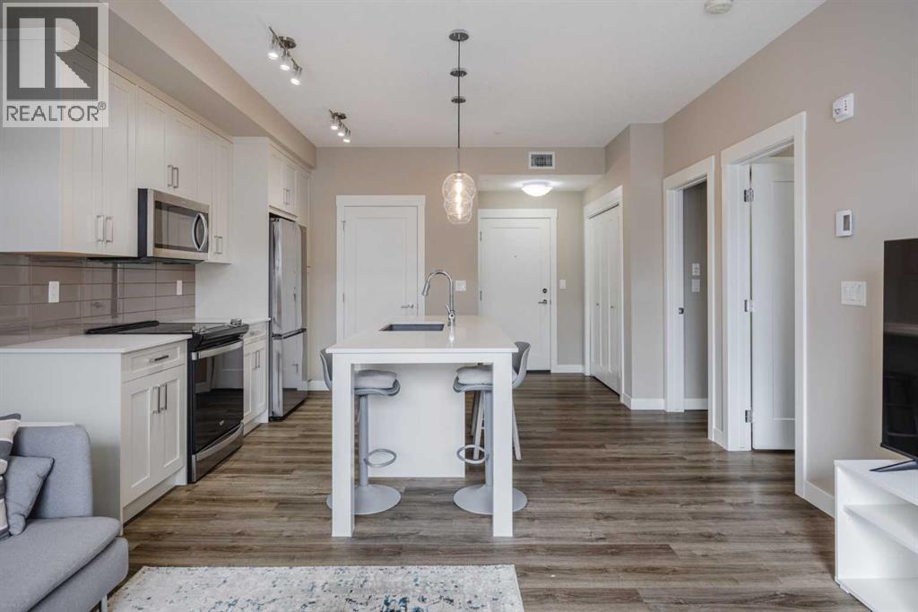 210, 25 Walgrove Walk  Se, Calgary, Alberta  T2X 5E2 - Photo 15 - A2290029