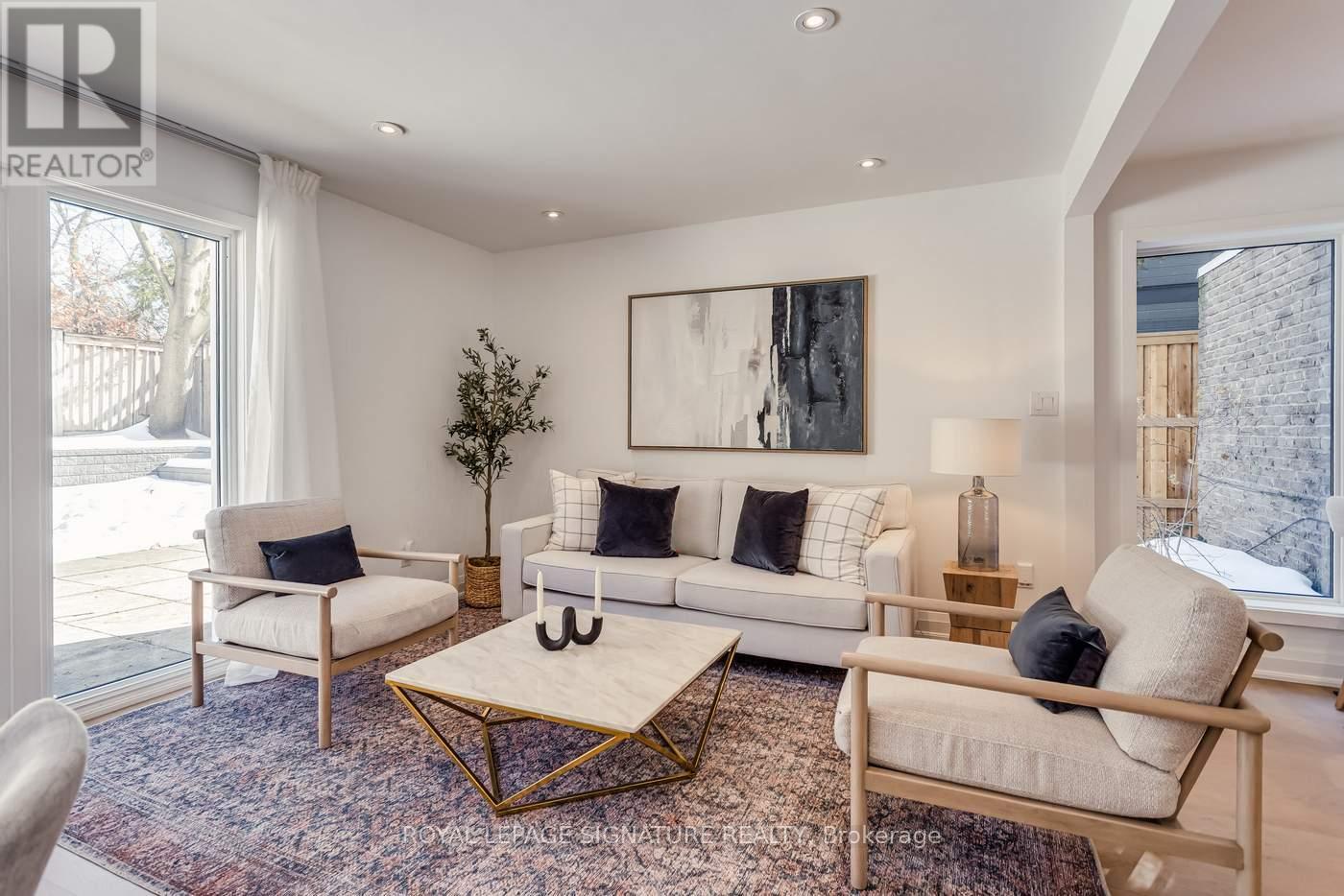 5 Georgian Court, Toronto, Ontario  M4P 2J7 - Photo 10 - C12844044