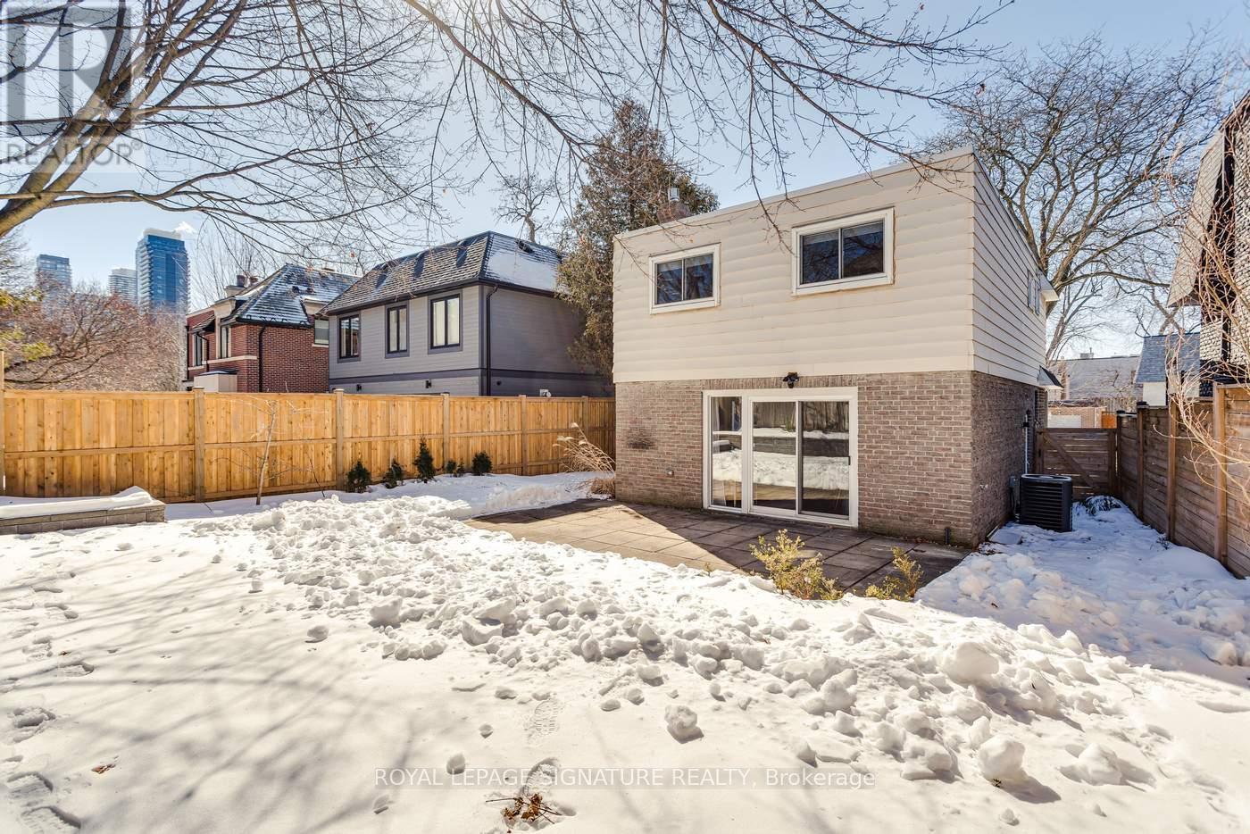 5 Georgian Court, Toronto, Ontario  M4P 2J7 - Photo 34 - C12844044