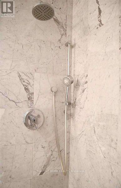 1025 - 29 Queens Quay E, Toronto, Ontario  M5E 0A4 - Photo 7 - C12844054