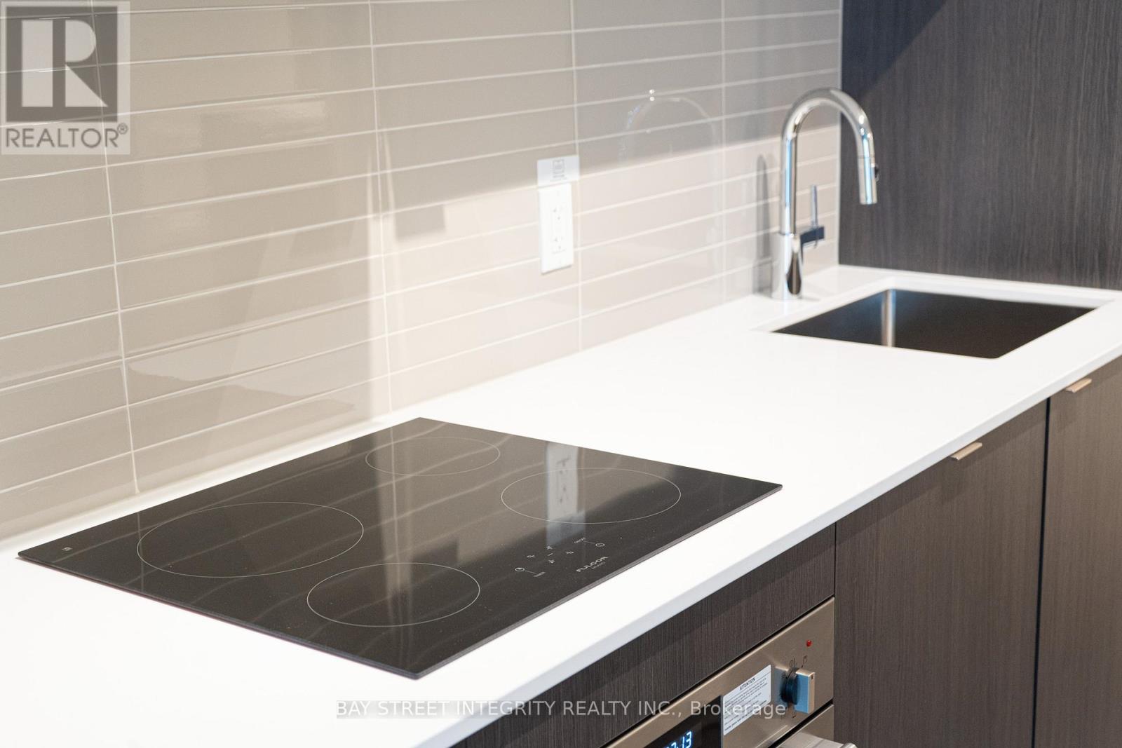 2009 - 138 Downes Street, Toronto, Ontario  M5E 0E4 - Photo 11 - C12844082