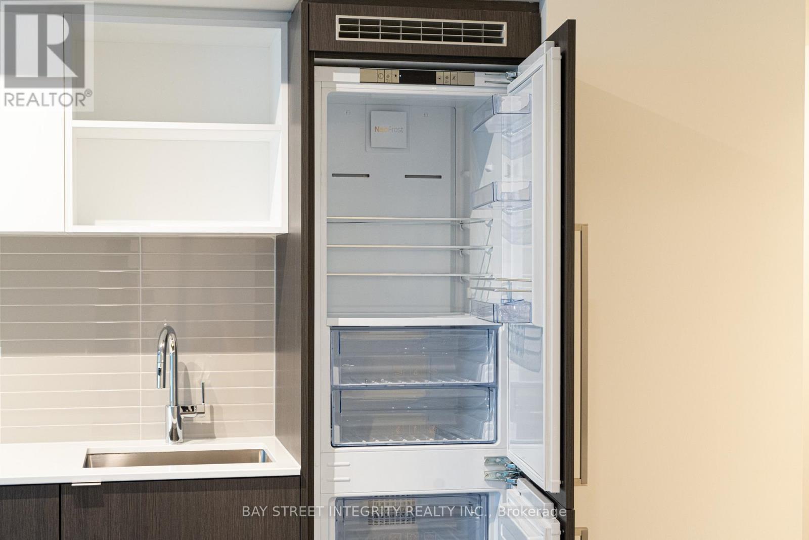 2009 - 138 Downes Street, Toronto, Ontario  M5E 0E4 - Photo 12 - C12844082