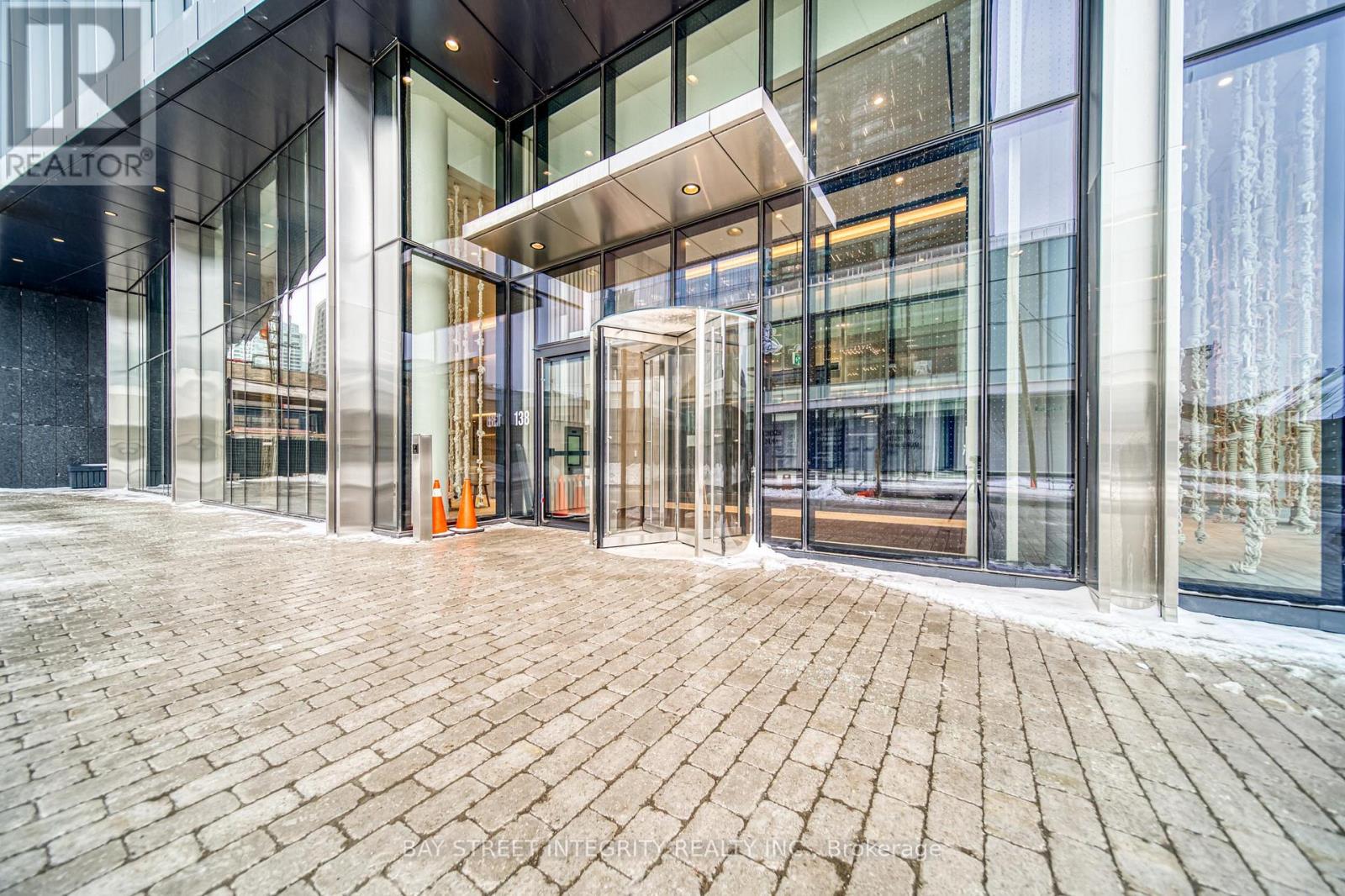 2009 - 138 Downes Street, Toronto, Ontario  M5E 0E4 - Photo 3 - C12844082