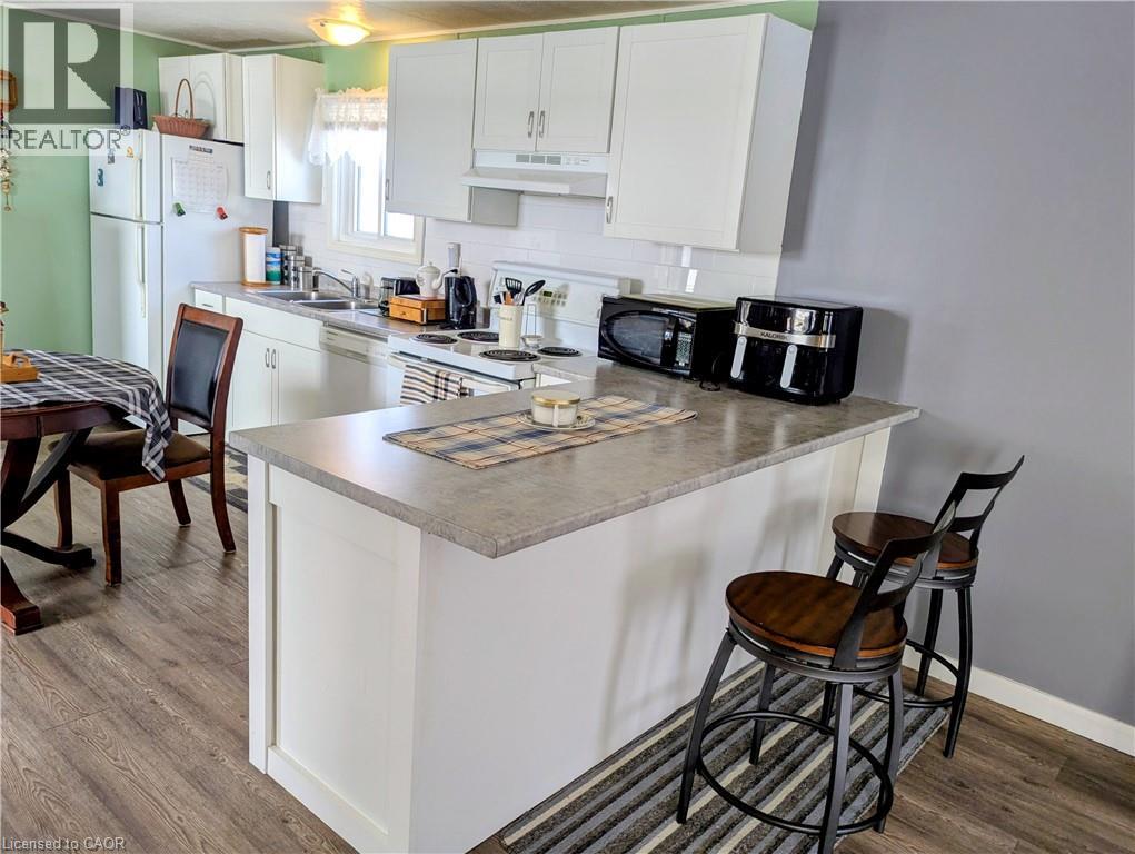 27 Cranberry Drive, Ashfield-Colborne-Wawanosh, Ontario  N7A 3Y3 - Photo 15 - 40808531