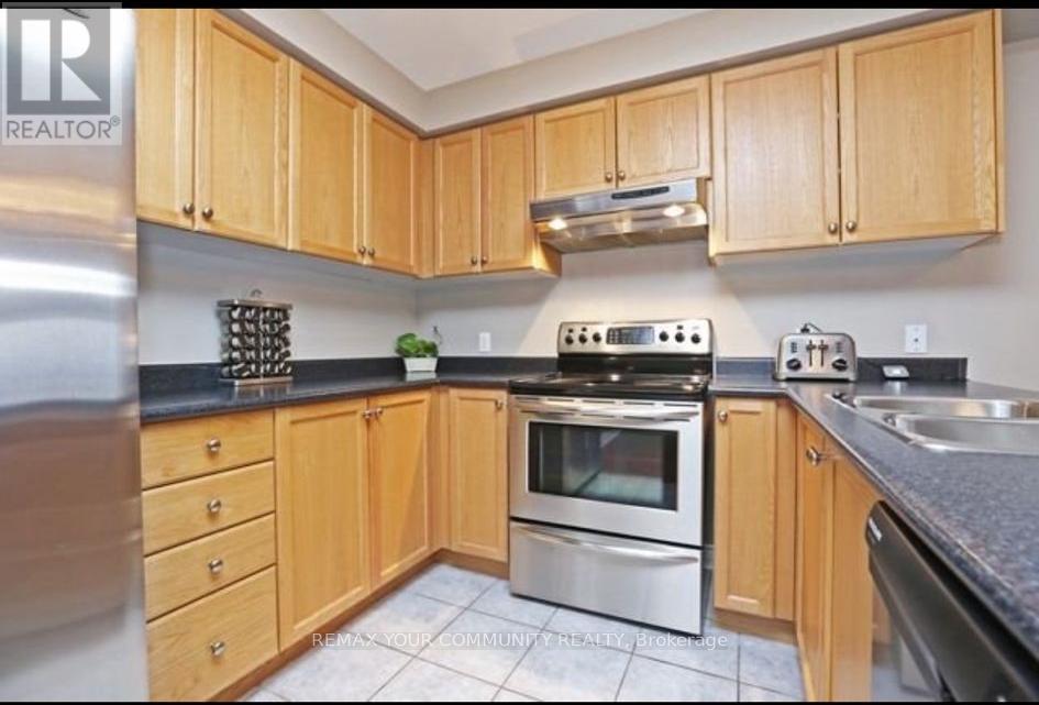 103 Dooley Crescent, Ajax (Northwest Ajax), Ontario  L1T 4J3 - Photo 6 - E12844202