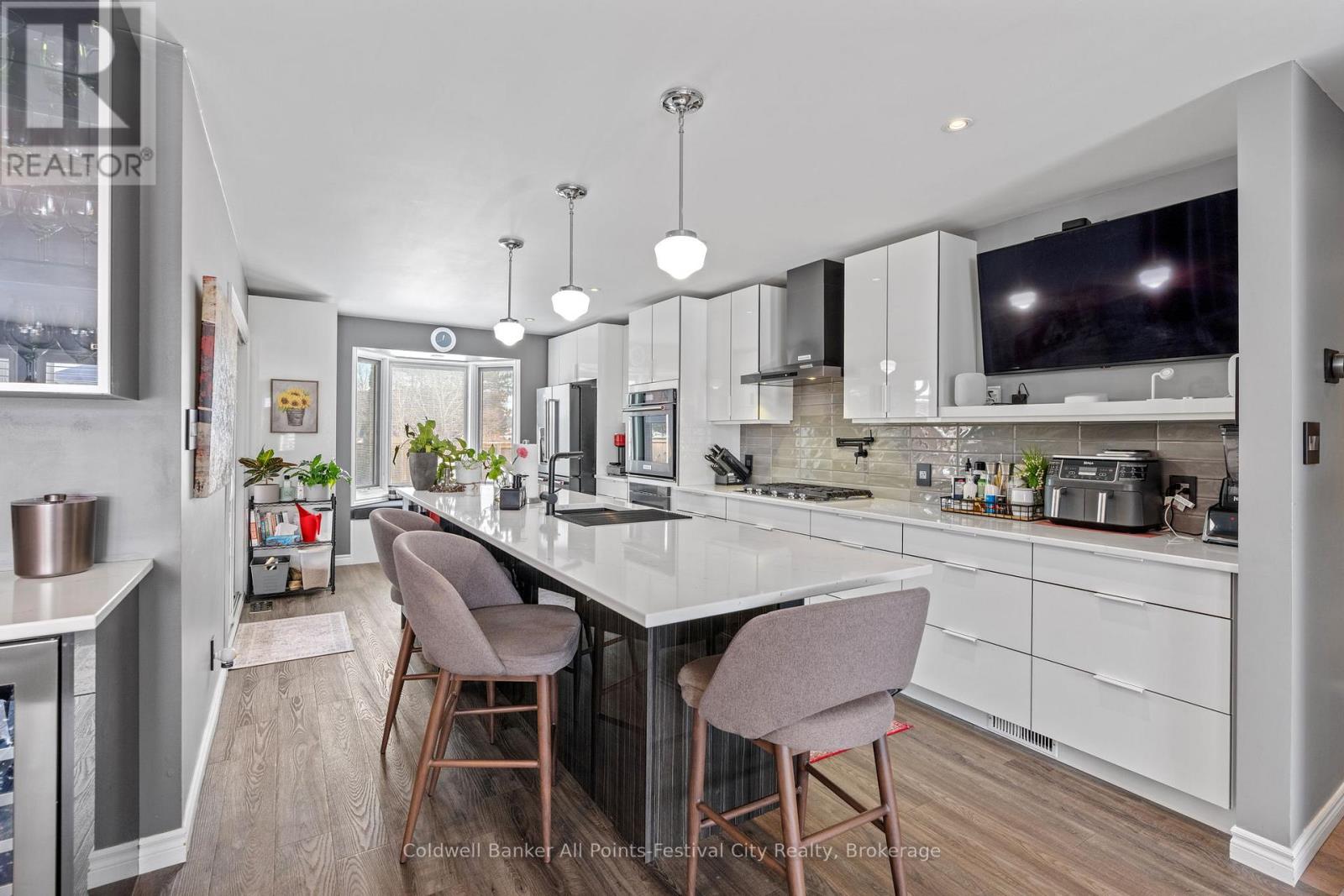 345 Krohmer Drive, Goderich, Ontario  N7A 4G8 - Photo 10 - X12843728