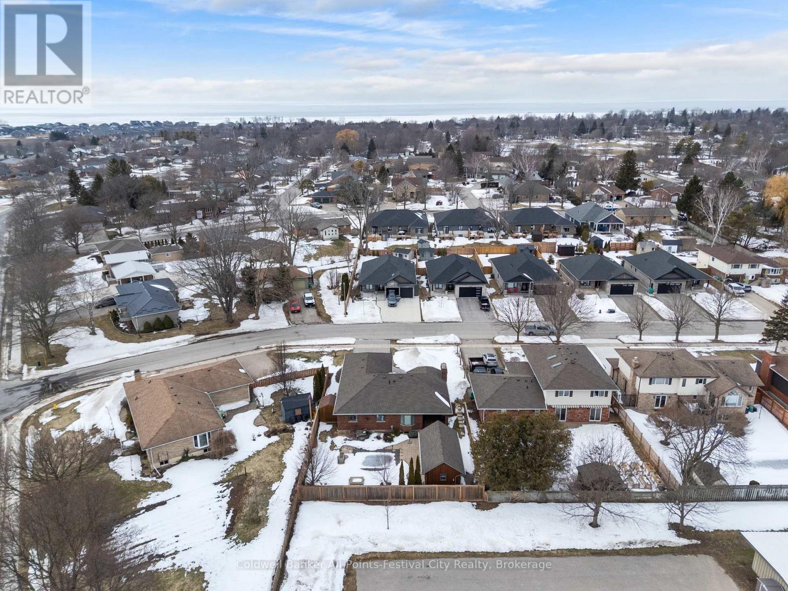 345 Krohmer Drive, Goderich, Ontario  N7A 4G8 - Photo 47 - X12843728