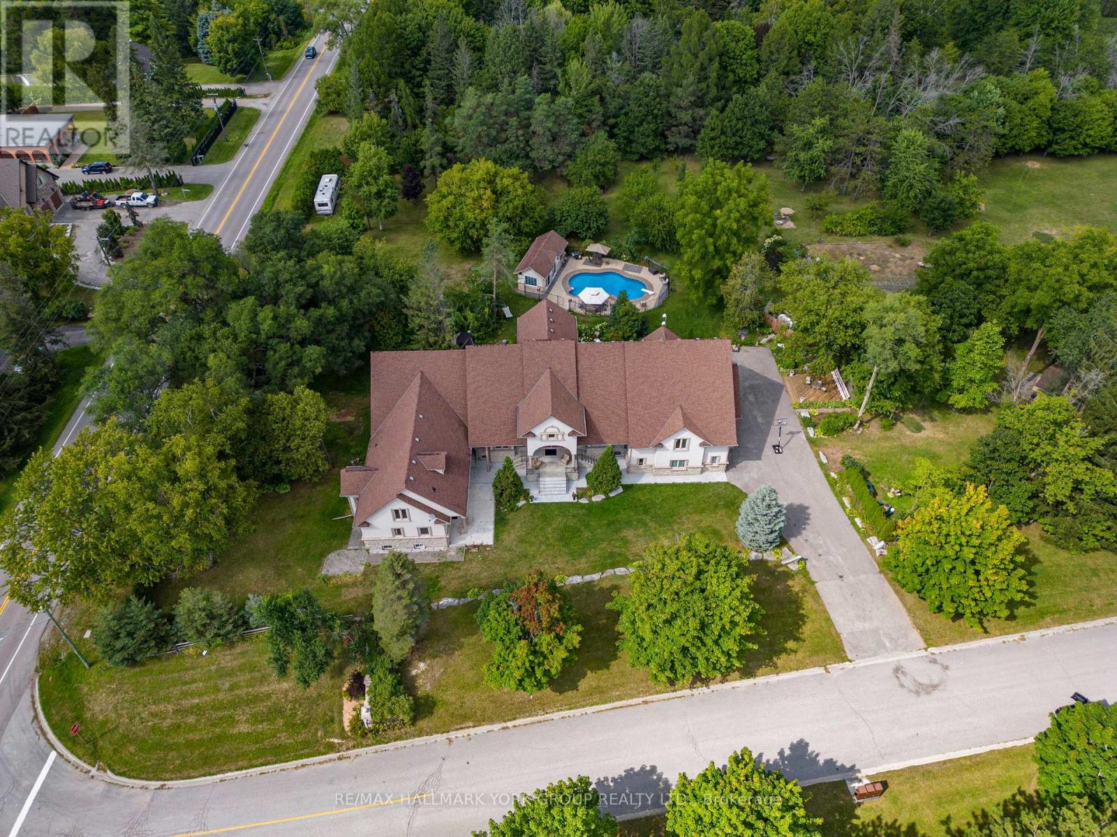 2 Kingswood Drive, King (King City), Ontario  L7B 1K8 - Photo 2 - N12844158