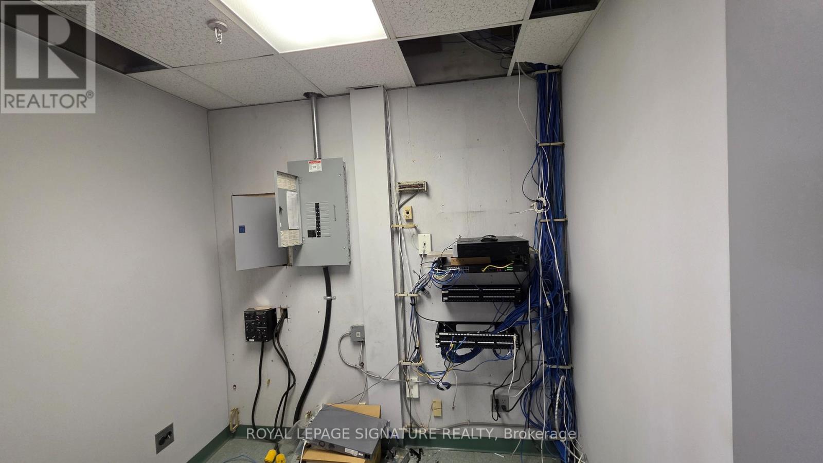 3 - 237 Romina Road, Vaughan (Concord), Ontario  L4K 4V3 - Photo 9 - N12844188