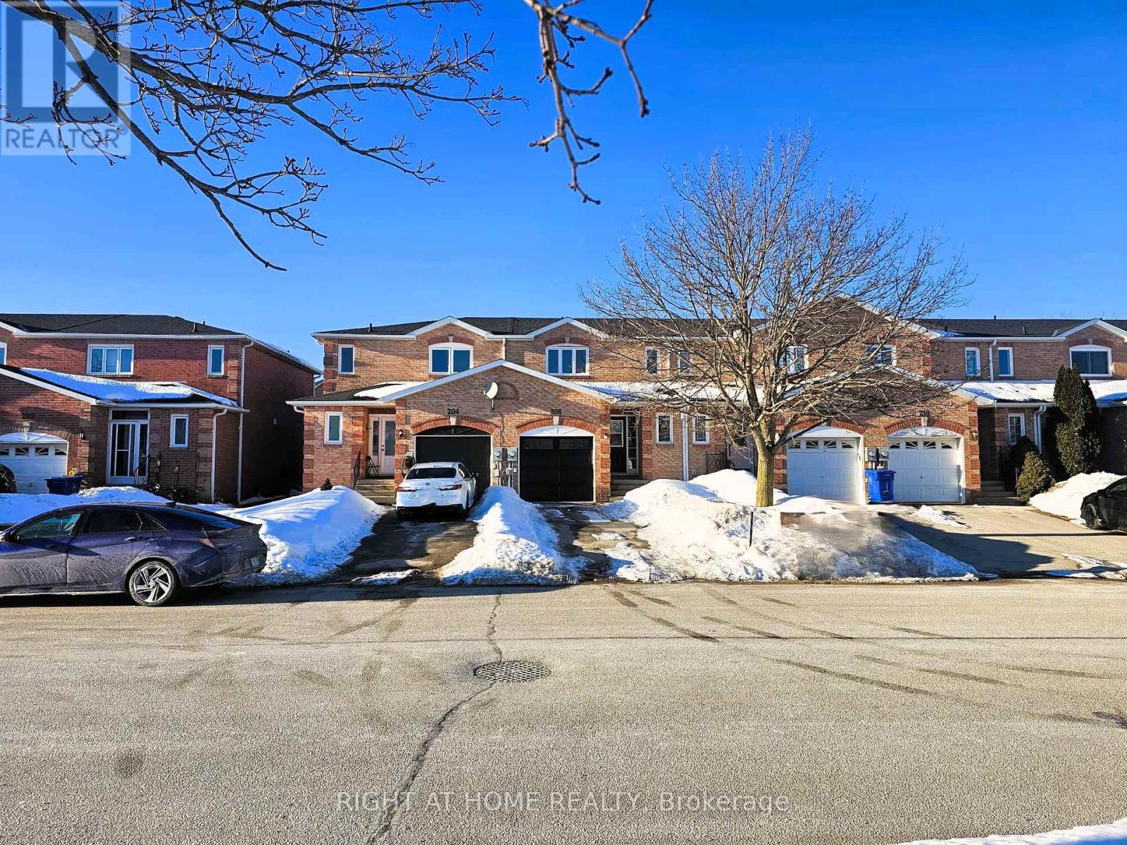 206 Fairwood Drive, Georgina, Ontario  L4P 3Y5 - Photo 3 - N12844210