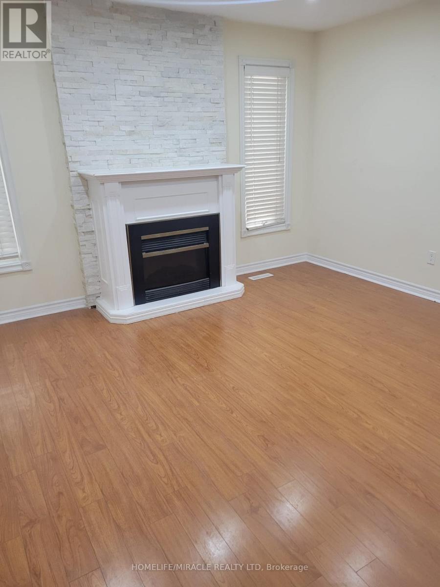 75 Banting Crescent, Brampton, Ontario  L6Y 2M2 - Photo 3 - W12812738