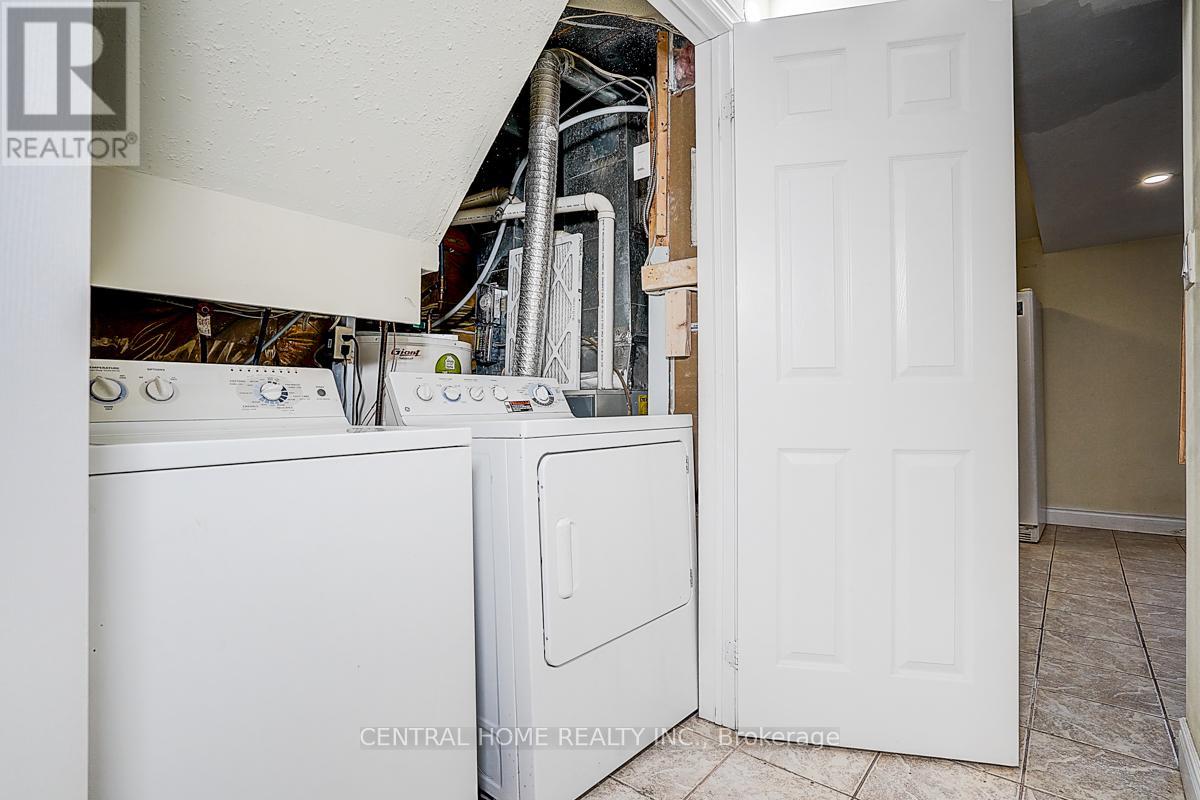 Basement - 17 Letty Avenue, Brampton, Ontario  L6Y 4T5 - Photo 19 - W12683344