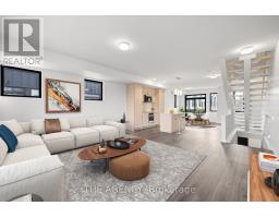 6 RAINWATER LANE, Barrie, Ontario