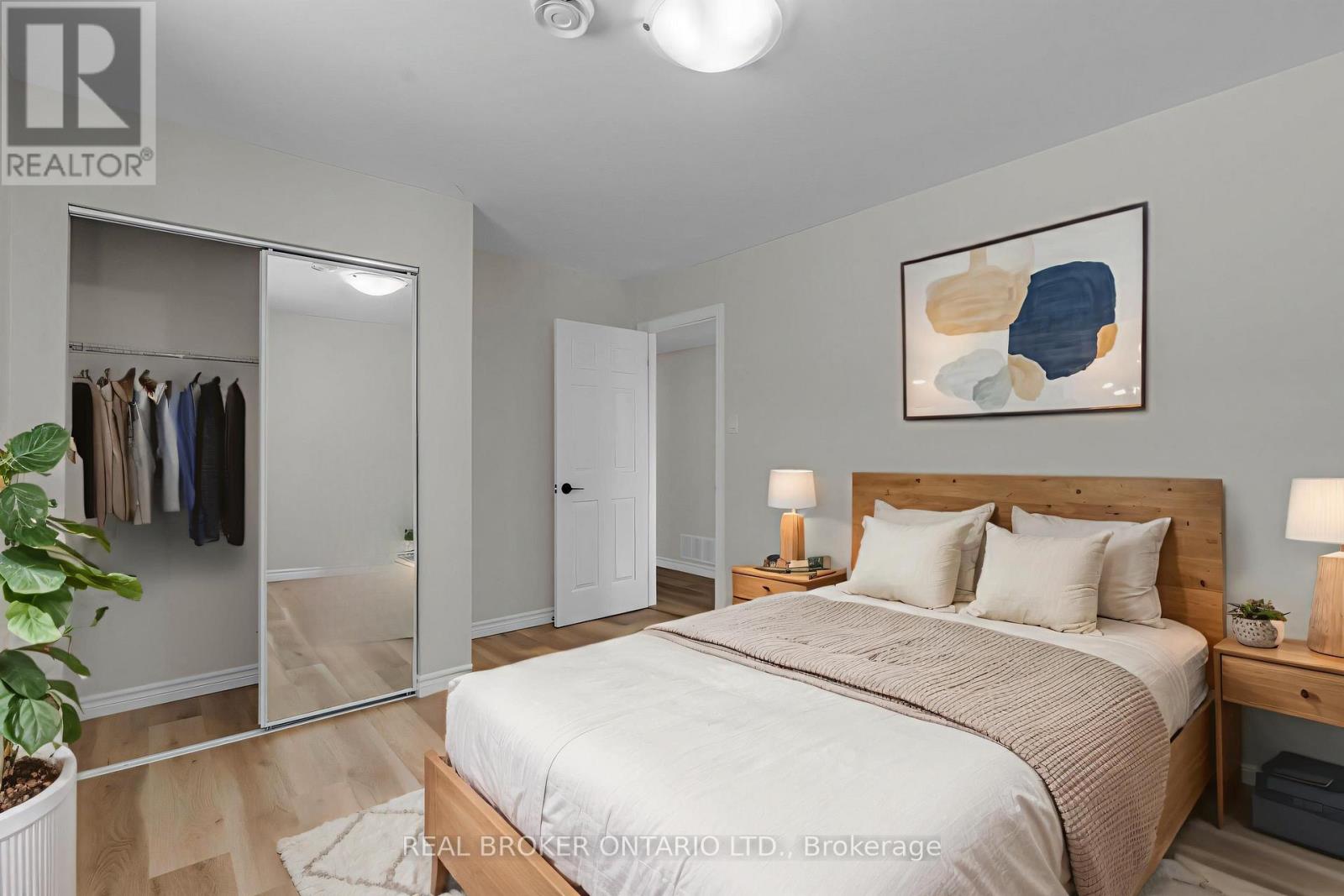 3392 Lee Avenue, Severn (West Shore), Ontario  L0K 1G0 - Photo 22 - S12844226