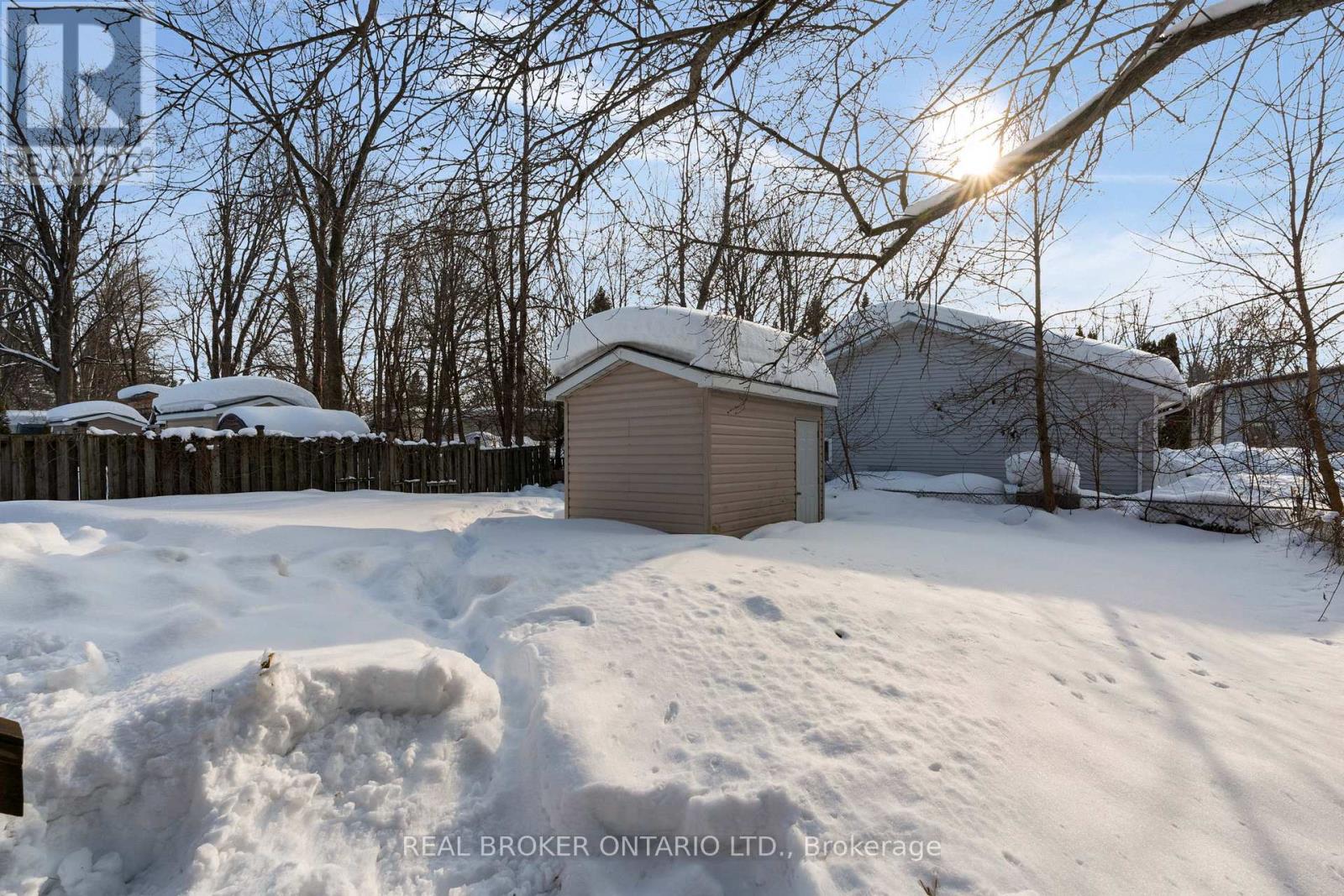 3392 Lee Avenue, Severn (West Shore), Ontario  L0K 1G0 - Photo 34 - S12844226