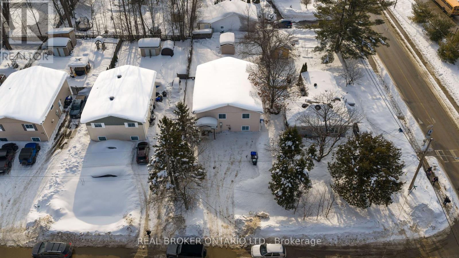 3392 Lee Avenue, Severn (West Shore), Ontario  L0K 1G0 - Photo 35 - S12844226