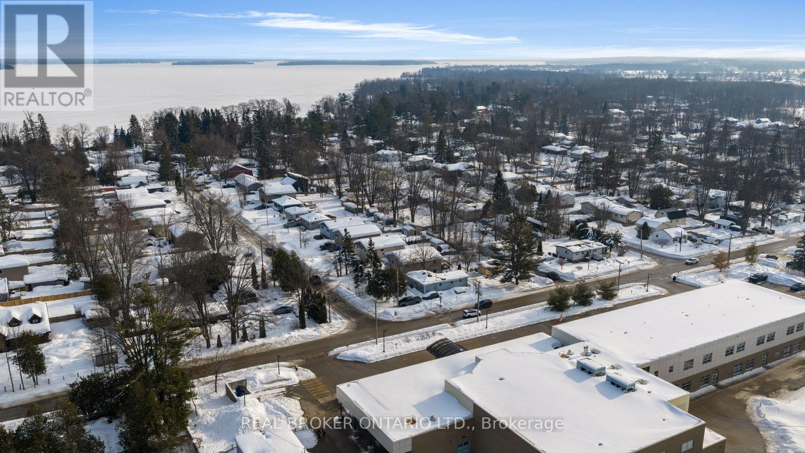 3392 Lee Avenue, Severn (West Shore), Ontario  L0K 1G0 - Photo 36 - S12844226