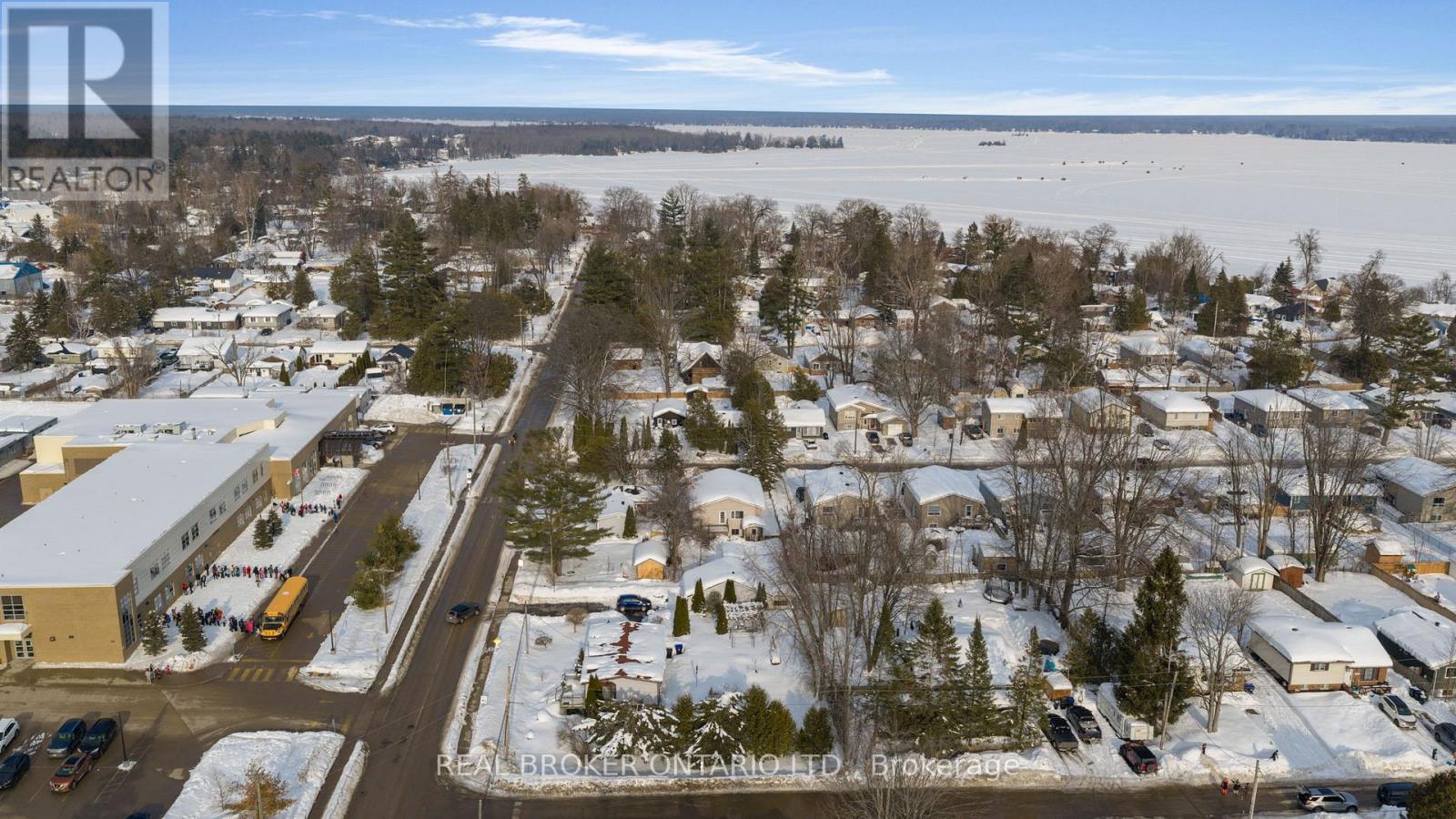 3392 Lee Avenue, Severn (West Shore), Ontario  L0K 1G0 - Photo 37 - S12844226