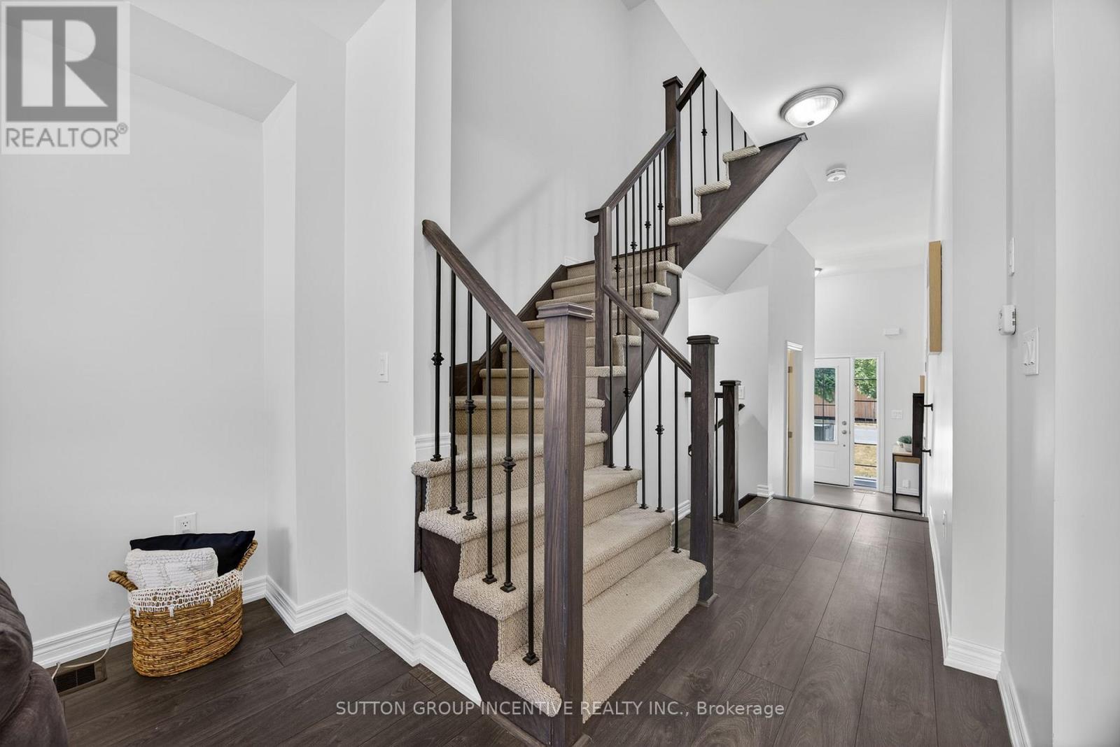 17 Churchlea Mews, Orillia, Ontario  L3V 8K9 - Photo 14 - S12844228