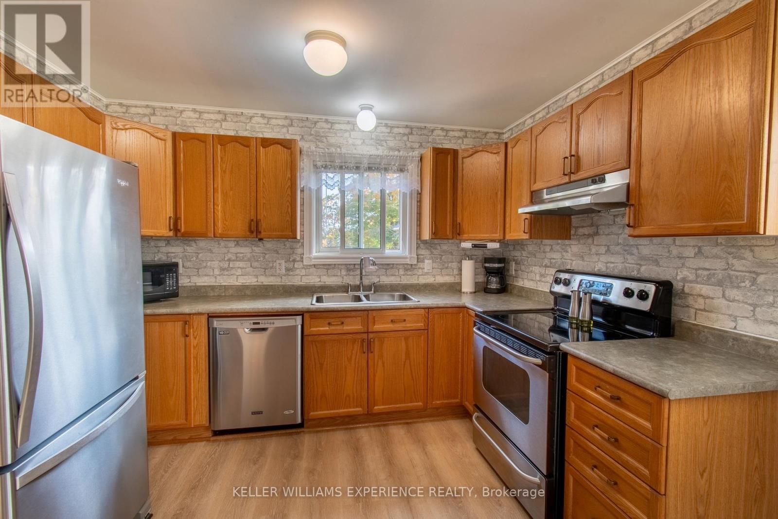 789 Montreal Street, Midland, Ontario  L4R 1G9 - Photo 10 - S12844230