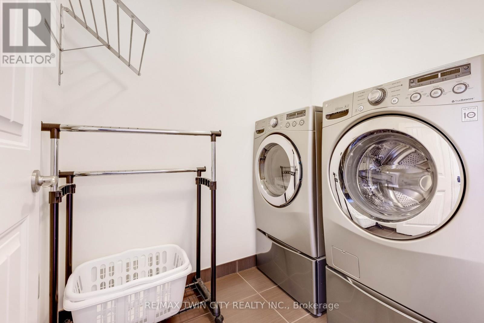 127 Eliza Avenue, Kitchener, Ontario  N2E 0C5 - Photo 29 - X12839018